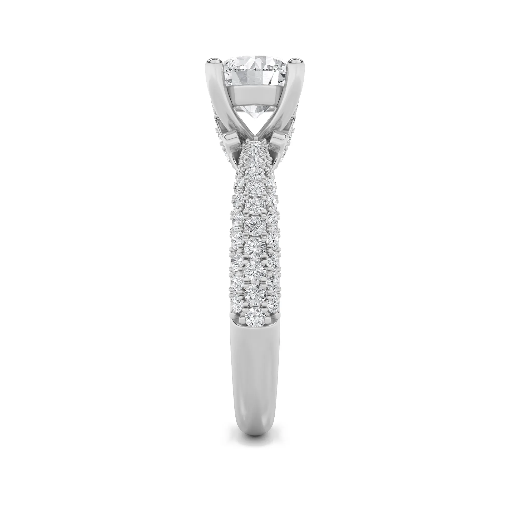 Luz de Ceniza lab grown diamond ring, detail of the round diamond