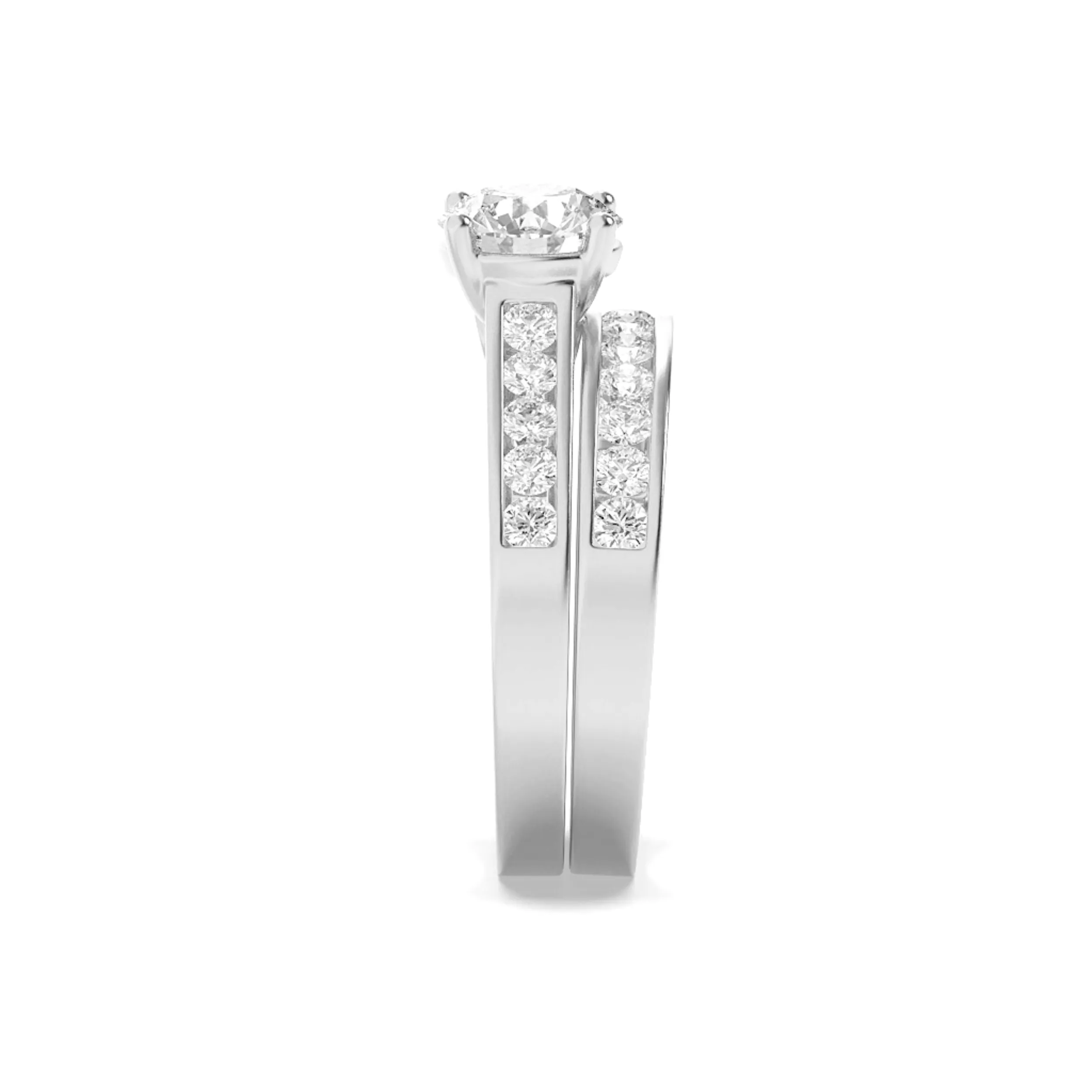 Danza del Silencio lab grown diamond ring, detail of the round diamond