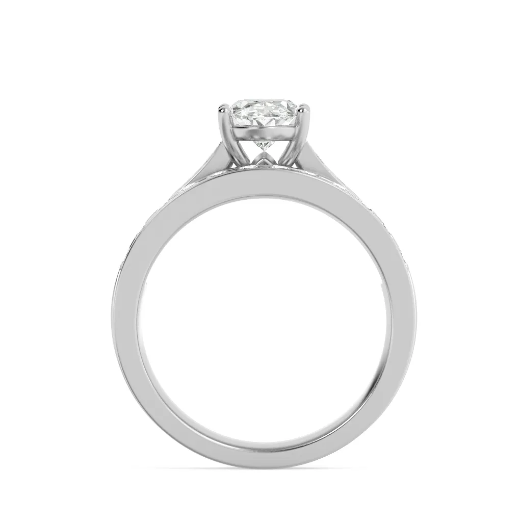Marea de Miel lab grown diamond ring, on-hand view