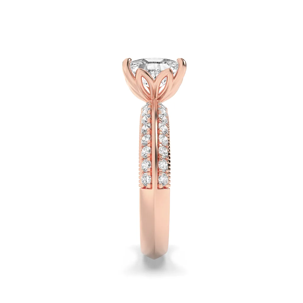 Silencio de Oro lab grown diamond ring, detail of the round diamond