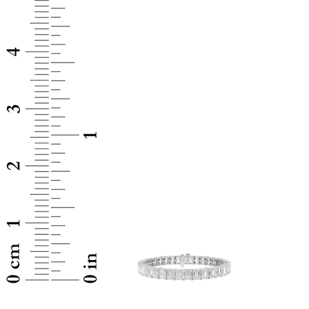 Espiga Viva lab grown diamond bracelet, detail of the oval diamond