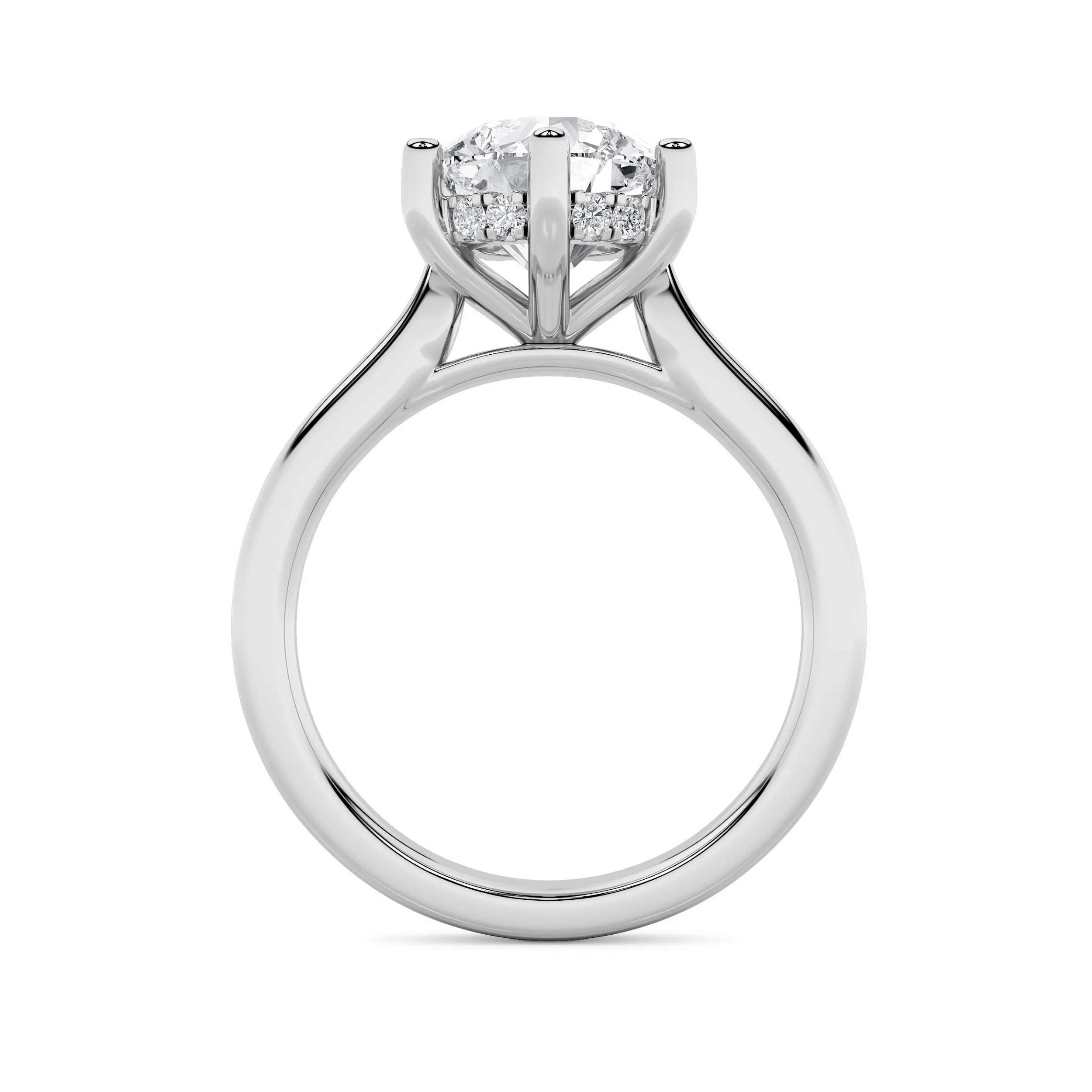 Reina Honda lab grown diamond ring, detail of the round diamond