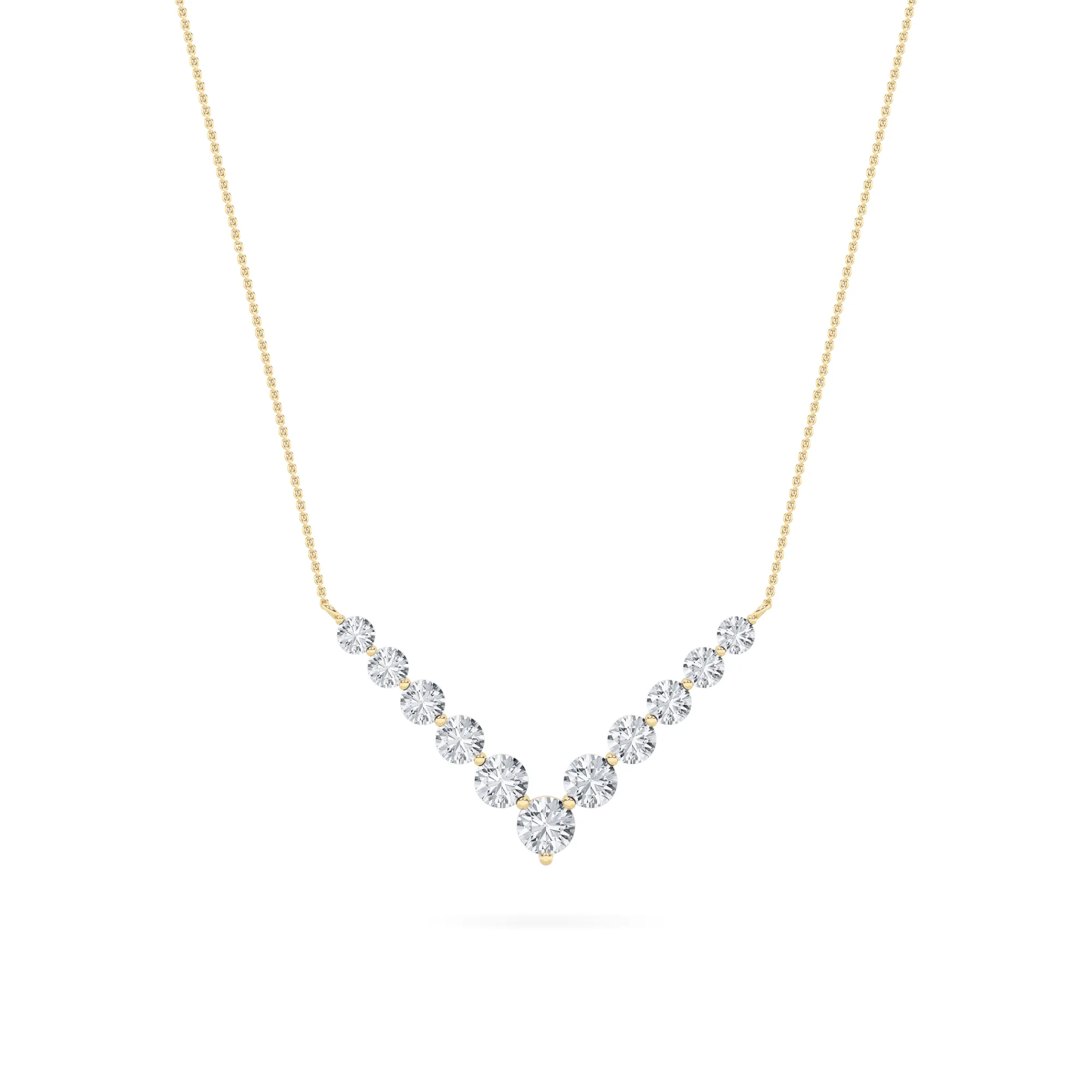 Certeza de Aurora lab grown diamond necklace, detail of the round diamond