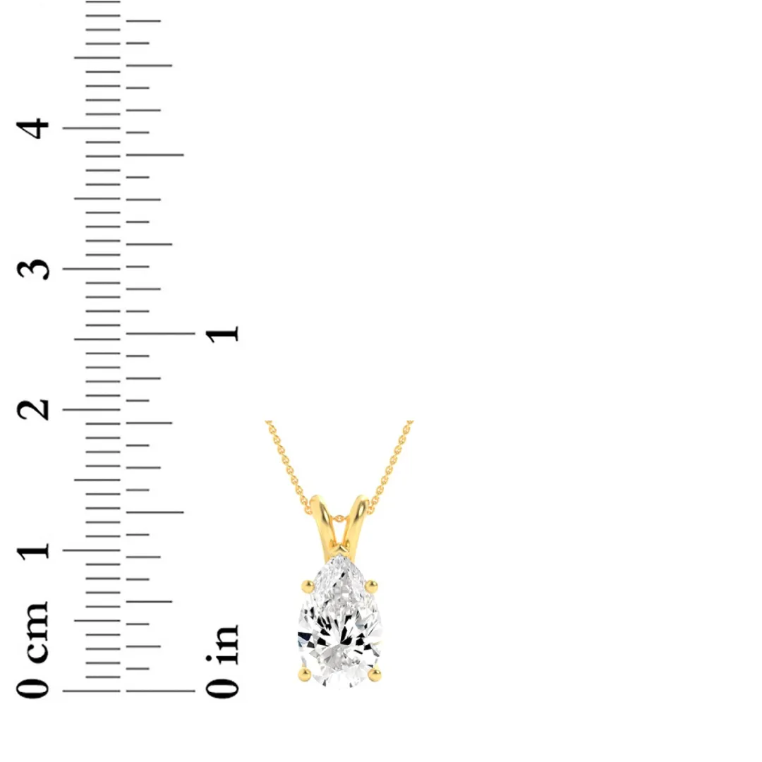 Orilla del Rocío lab grown diamond necklace, detail of the pear diamond