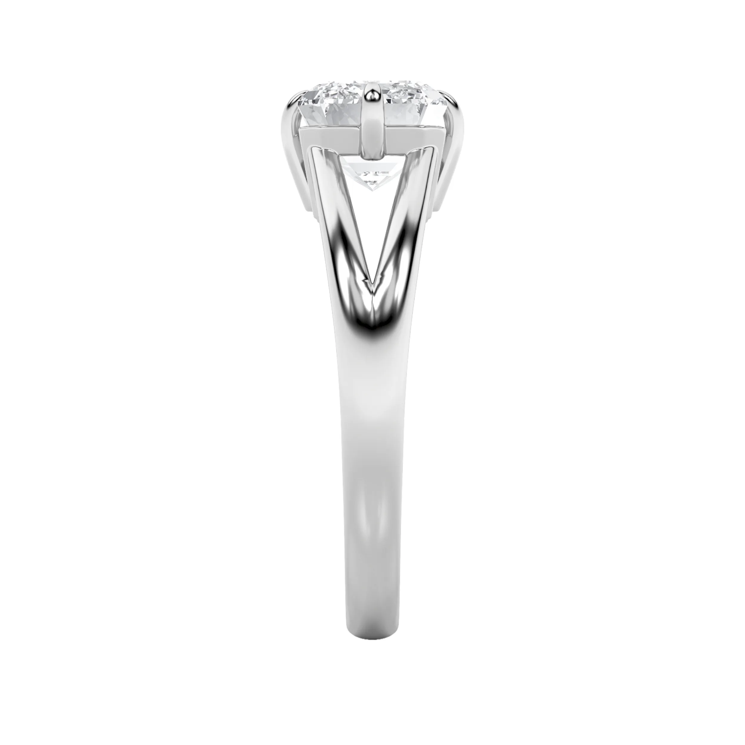 Rumbo de Sueño lab grown diamond ring, detail of the emerald diamond