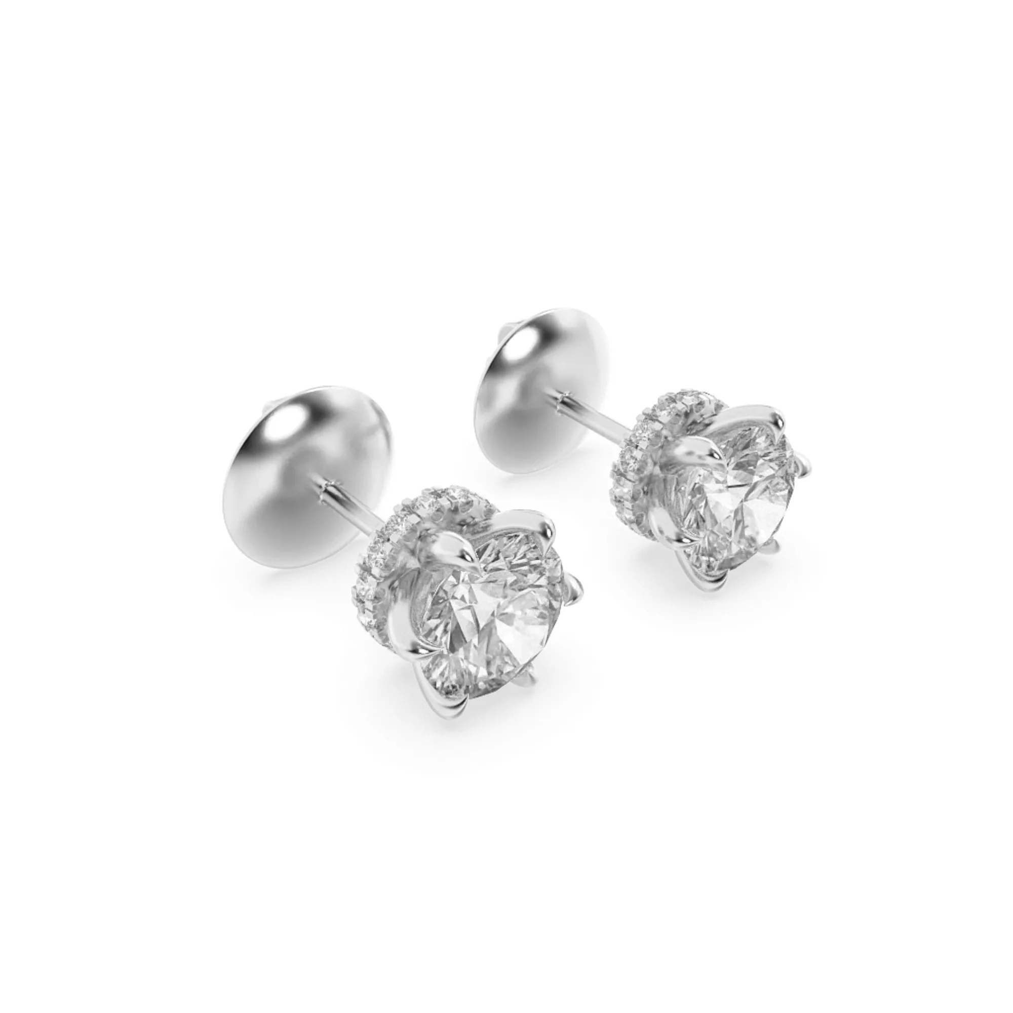 Umbral Fiel lab grown diamond earrings, detail of the round diamond