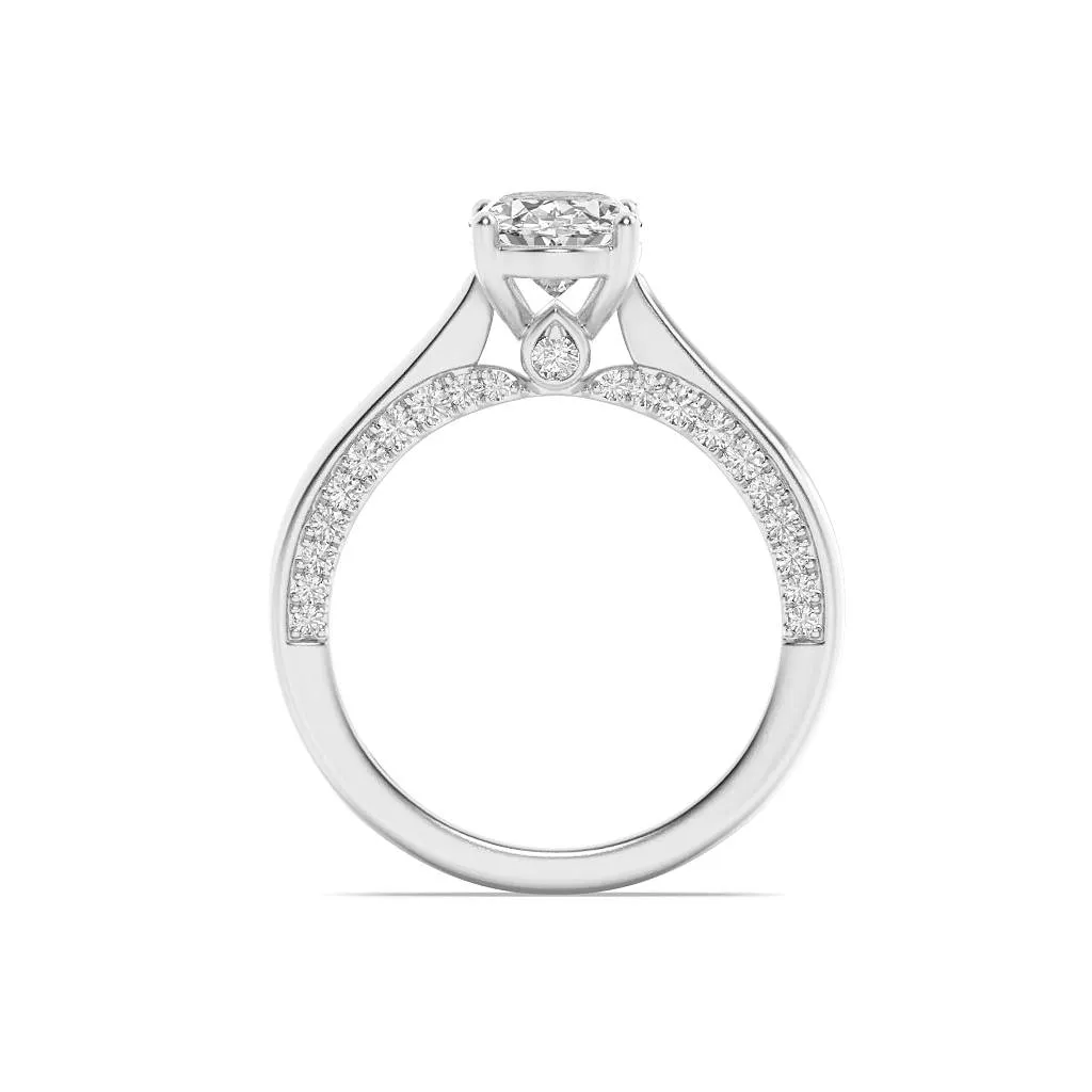 Amanecer Sonoro lab grown diamond ring, on-hand view