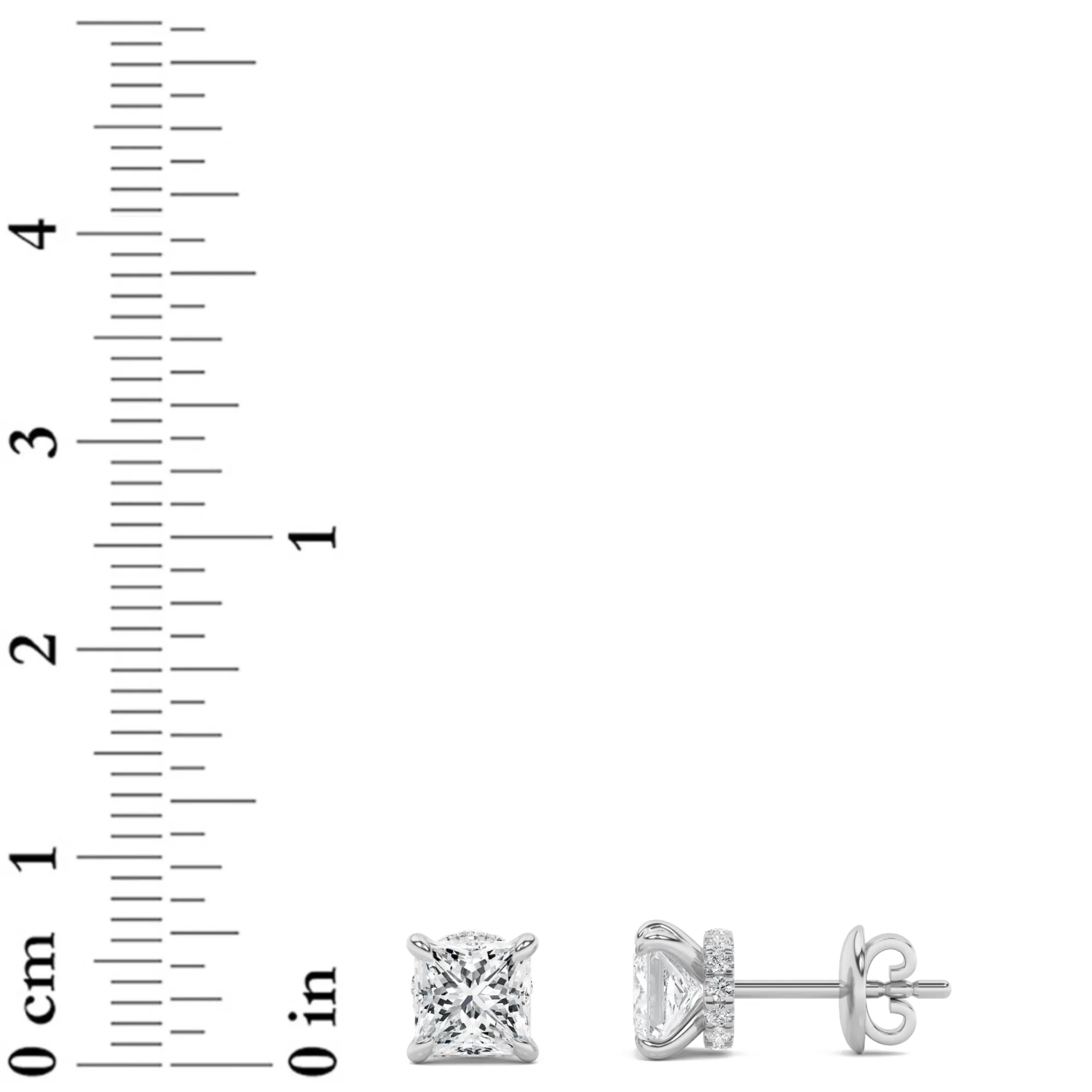 Cumbre Silente lab grown diamond earrings, detail of the princess diamond