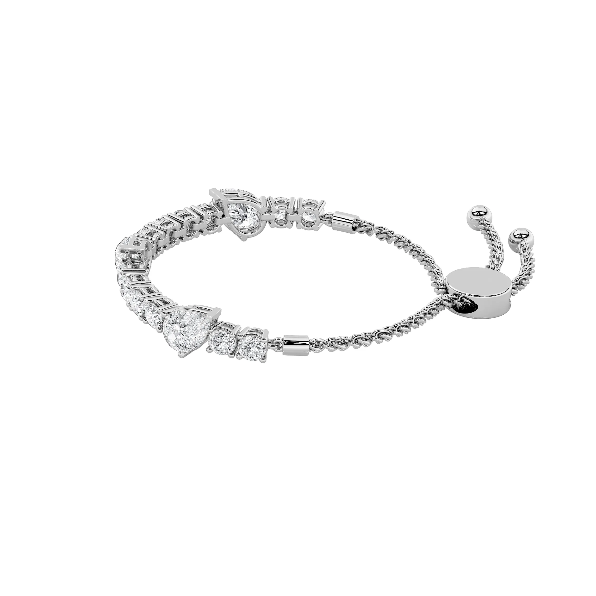 Hilo de Instante lab grown diamond bracelet, detail of the pear diamond