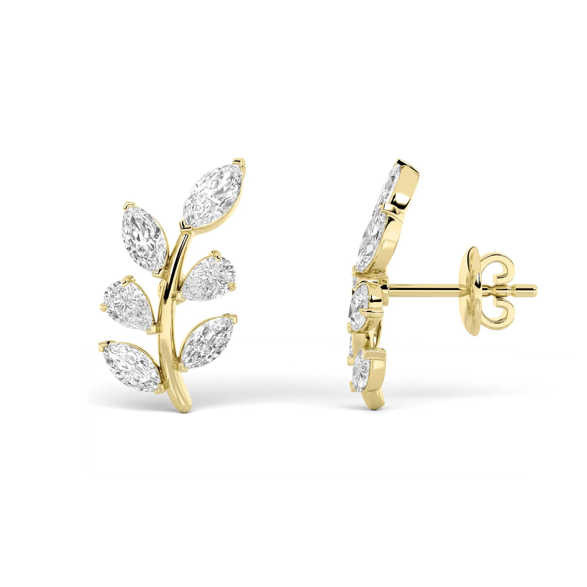 Aurora Dorada lab grown diamond earrings, detail of the diamonds