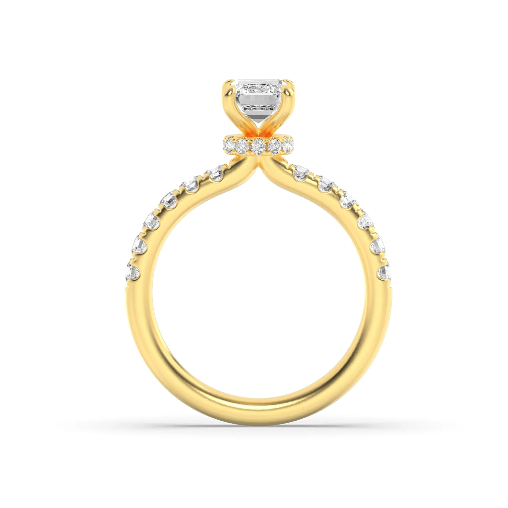 Corona Antigua lab grown diamond ring, detail of the radiant diamond