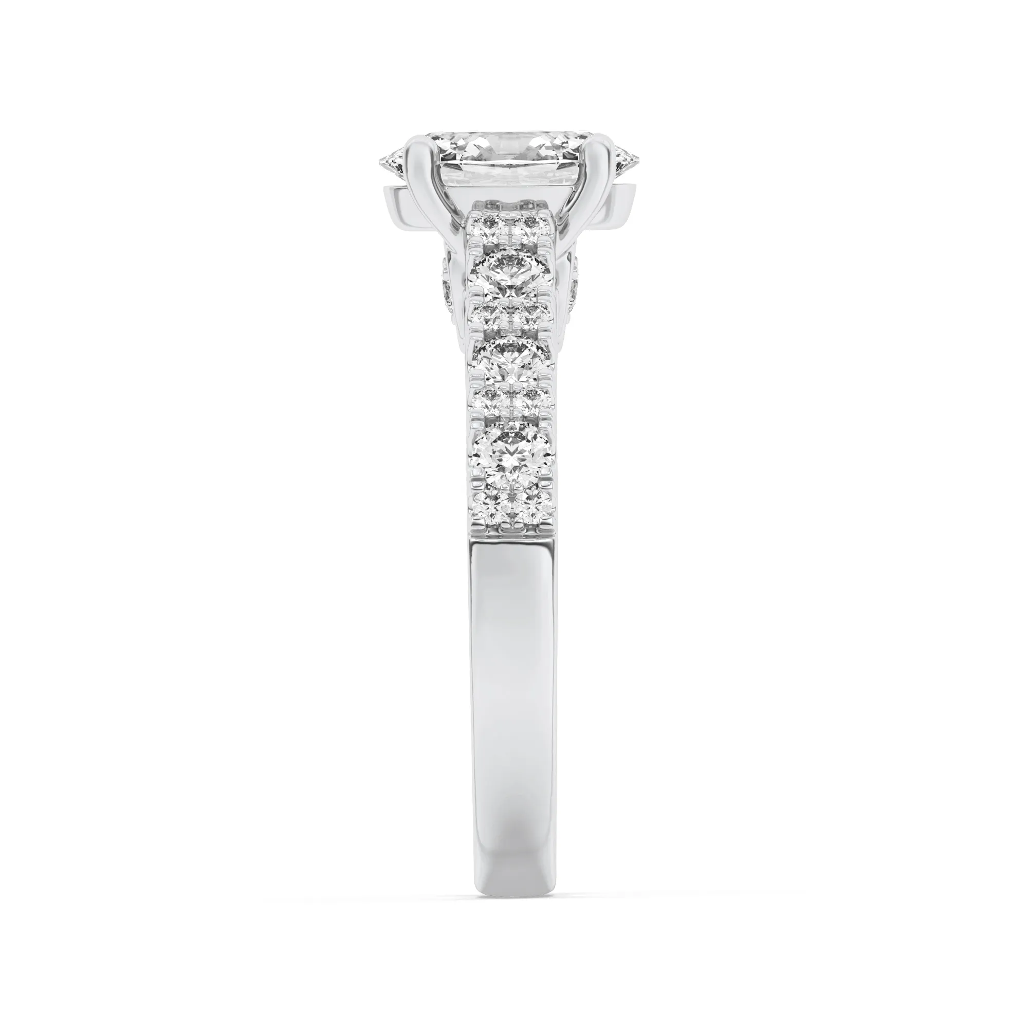 Alma de Marea lab grown diamond ring, detail of the oval diamond