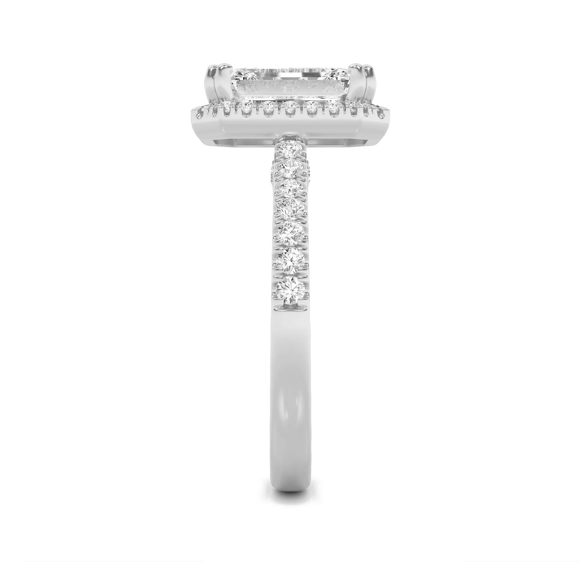 Ribera de Aurora lab grown diamond ring, detail of the emerald diamond