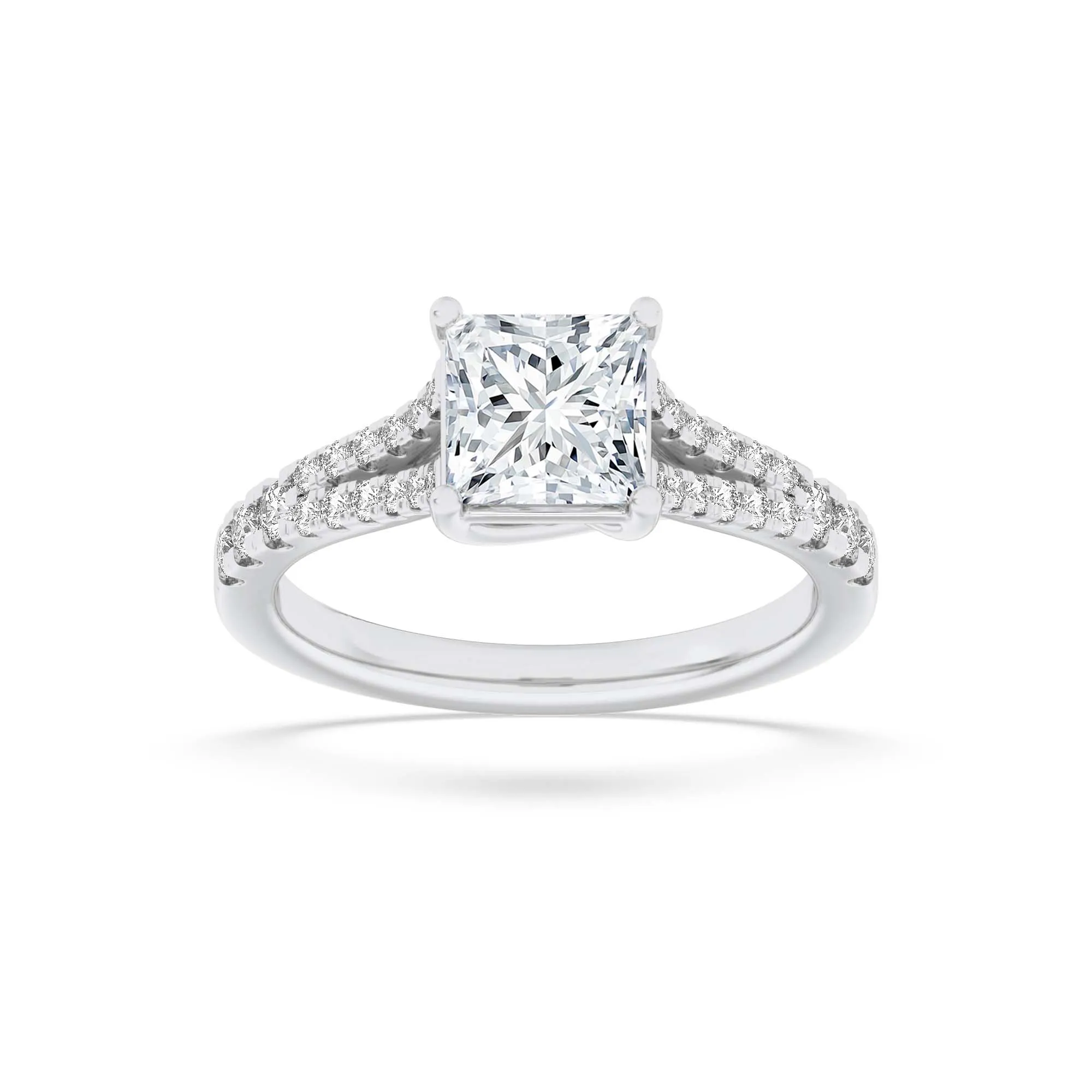 Tesoro de Invierno, 2 ct tw princess lab grown diamond ring in 14K gold (front view)