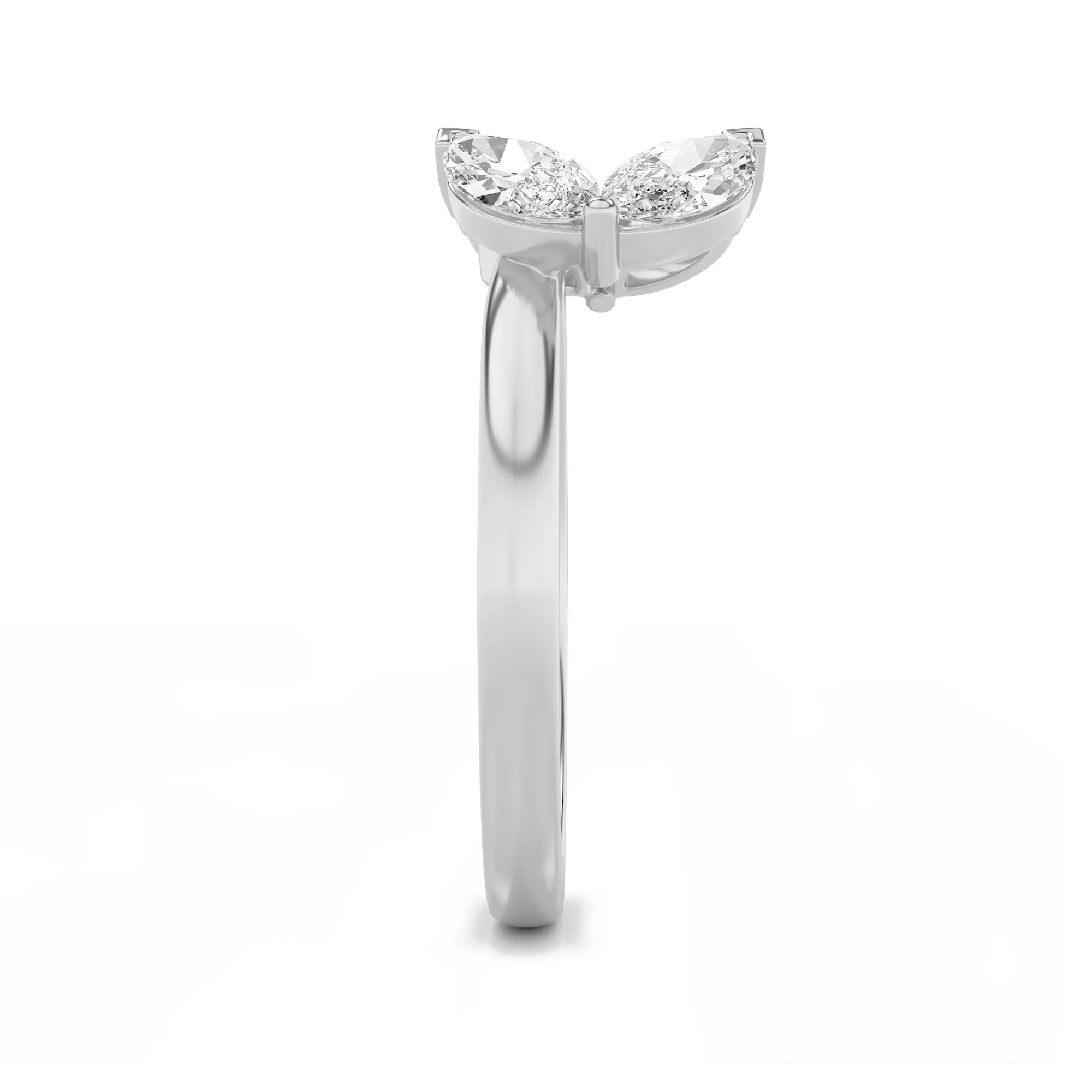 Milagro Lejano lab grown diamond ring, detail of the marquise diamond