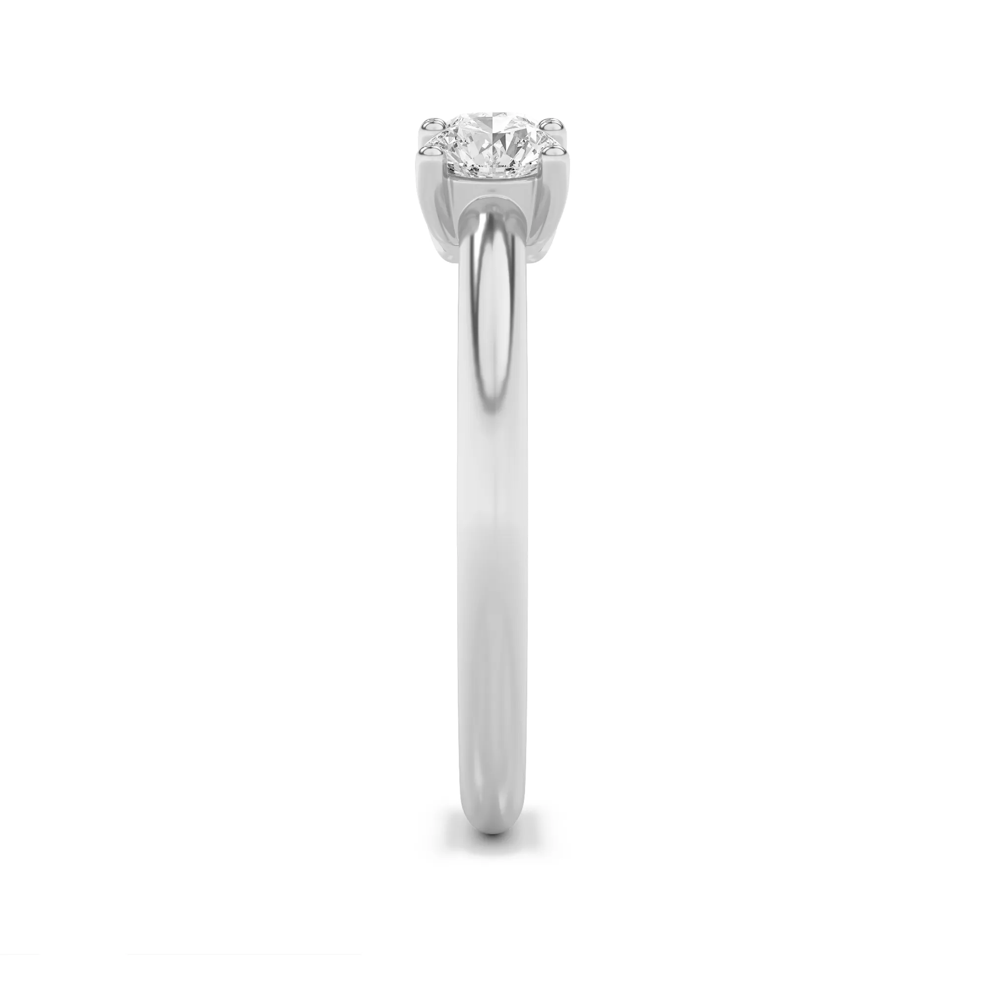 Cifra Nocturna lab grown diamond ring, detail of the round diamond