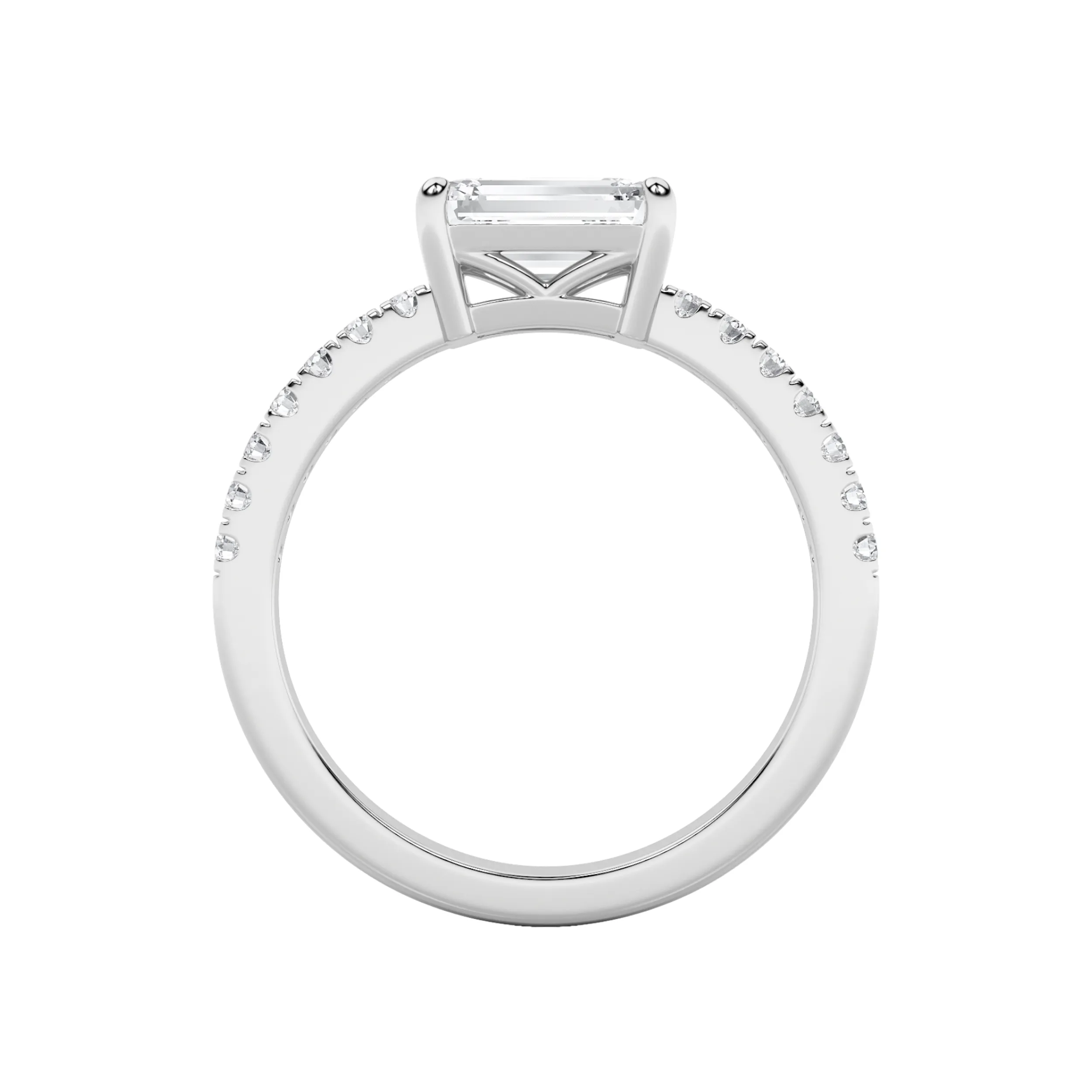 Reina del Silencio lab grown diamond ring, on-hand view