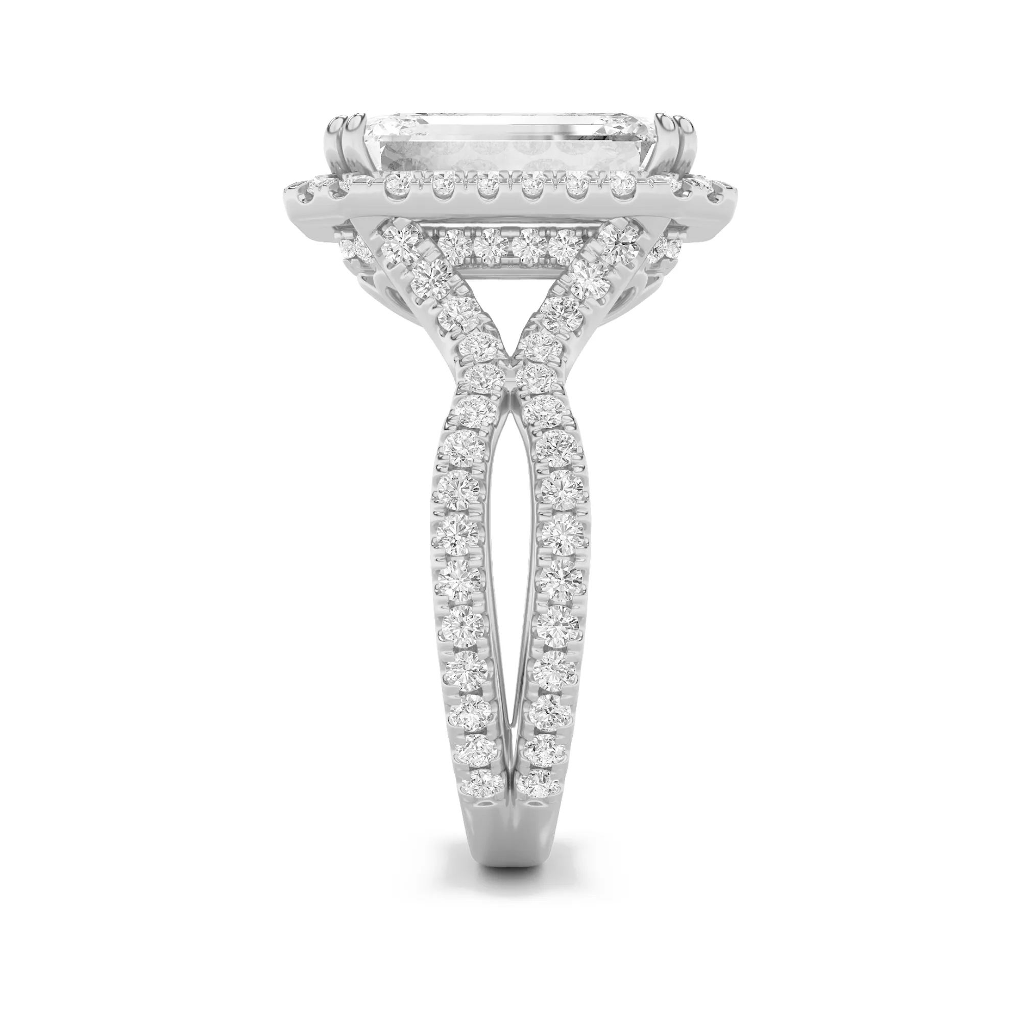 Anhelo Sereno lab grown diamond ring, detail of the emerald diamond