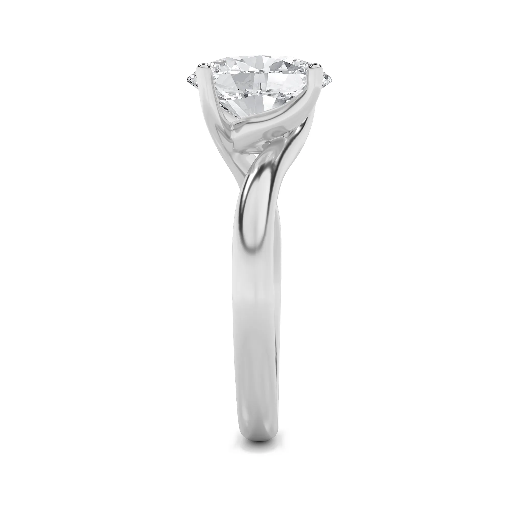 Luz Rara lab grown diamond ring, detail of the oval diamond