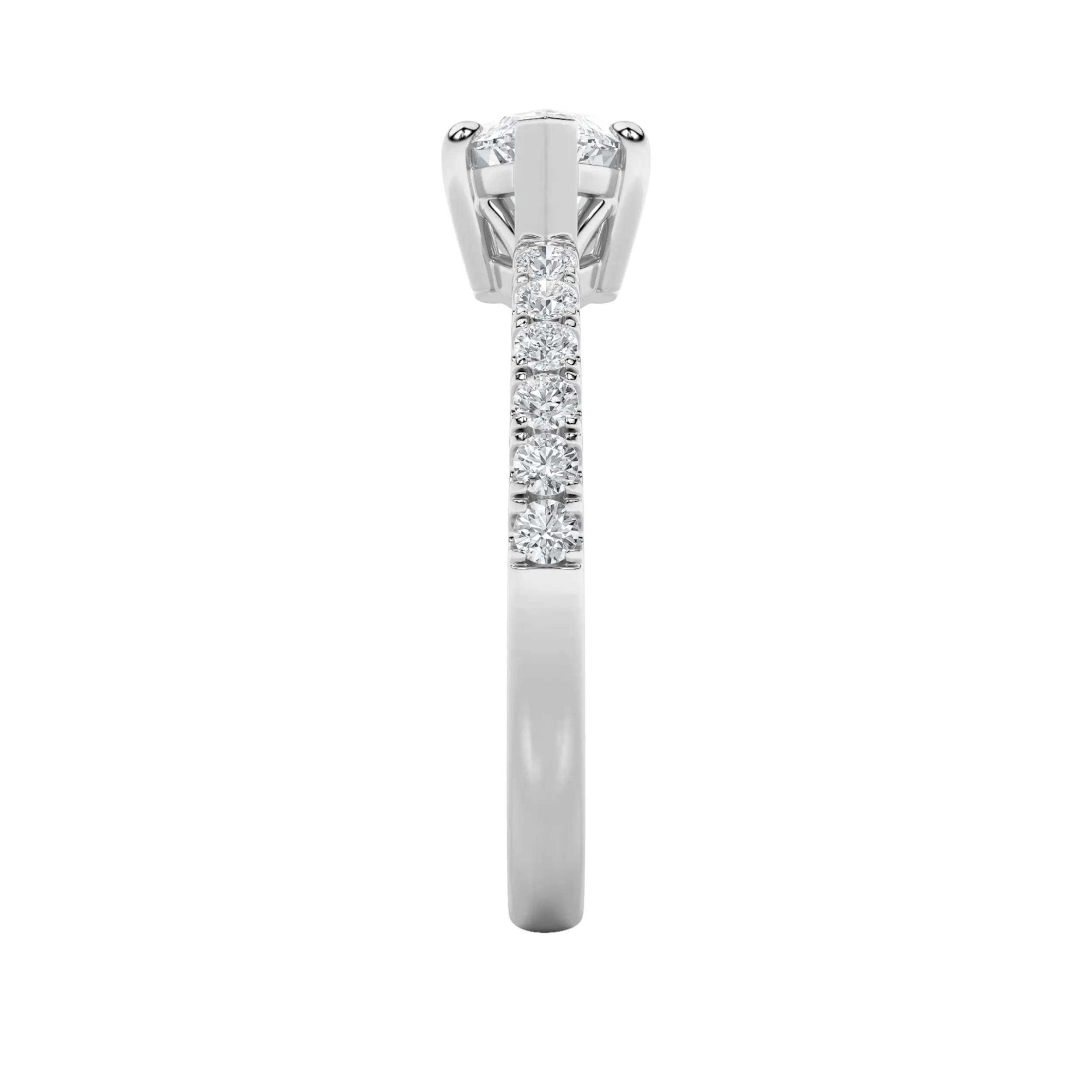 Ola del Viento lab grown diamond ring, detail of the marquise diamond