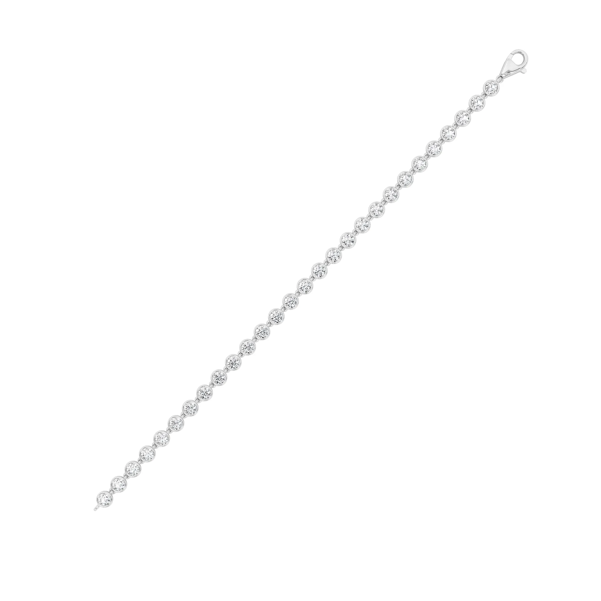 Fuente Serena lab grown diamond bracelet, on-hand view
