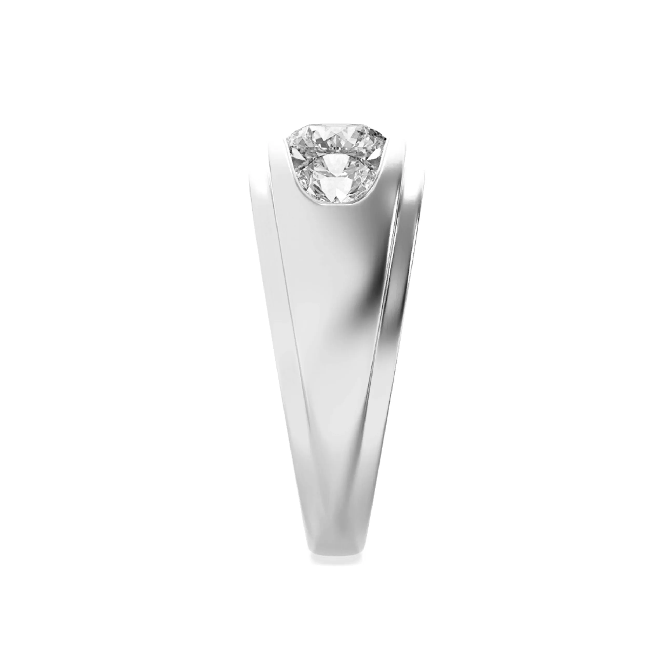 Vértice de Mar lab grown diamond men’s ring, detail of the round diamond