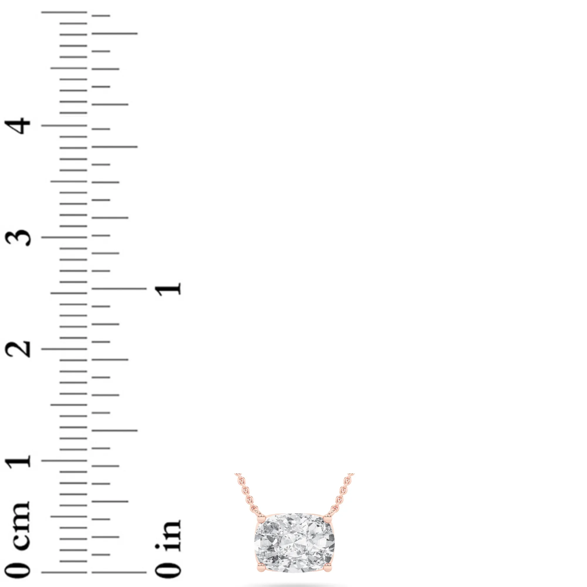 Susurro Templado lab grown diamond necklace, detail of the elongated cushion diamond