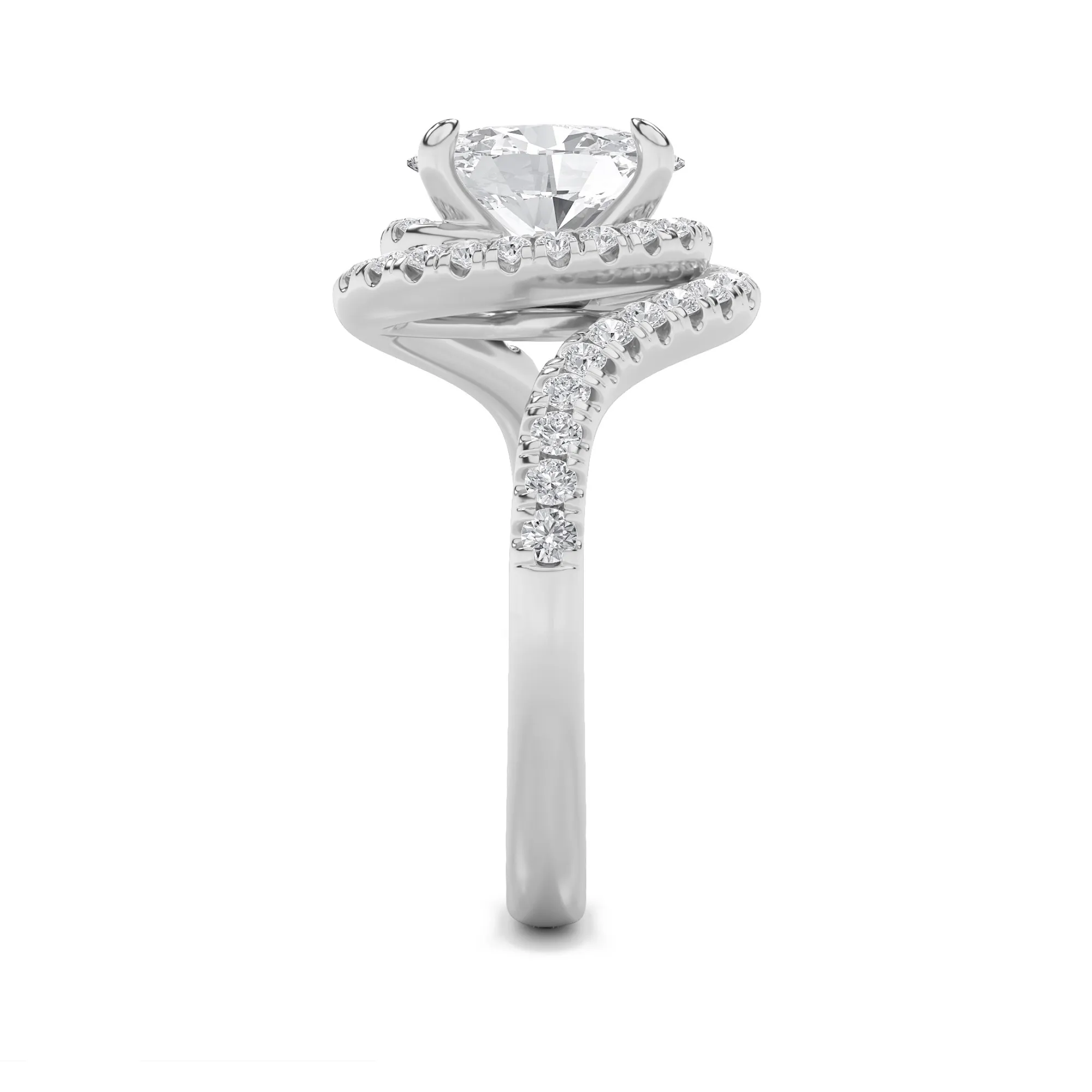 Danza del Umbral lab grown diamond ring, detail of the oval diamond