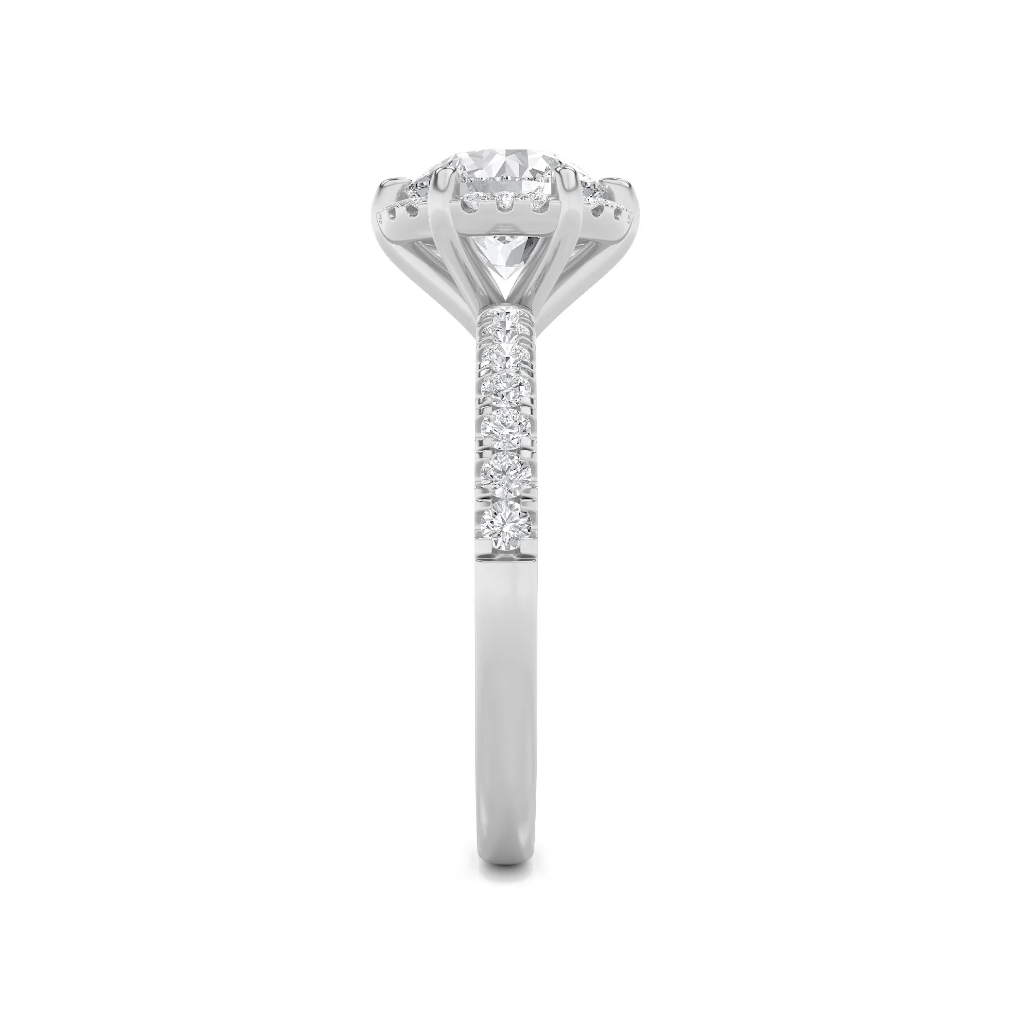 Cielo de Destino lab grown diamond ring, detail of the round diamond