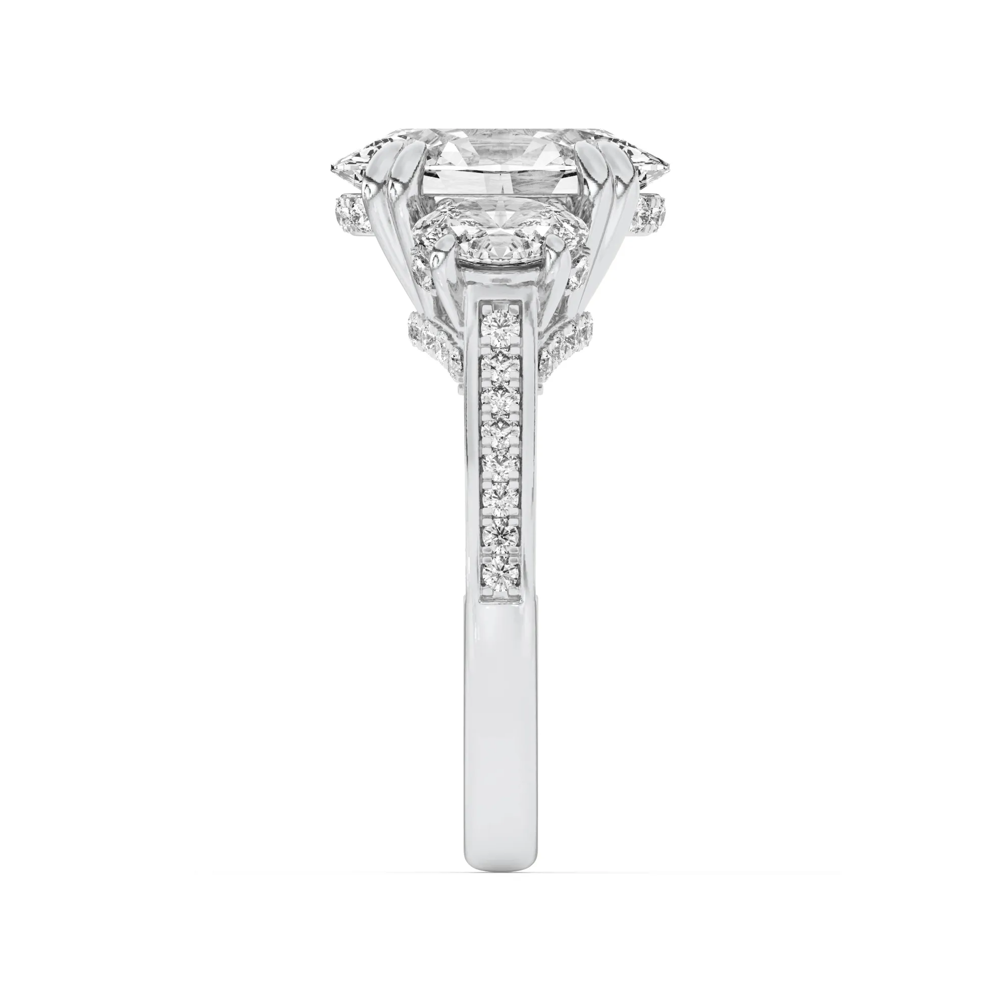 Cumbre de Aurora lab grown diamond ring, detail of the oval diamond