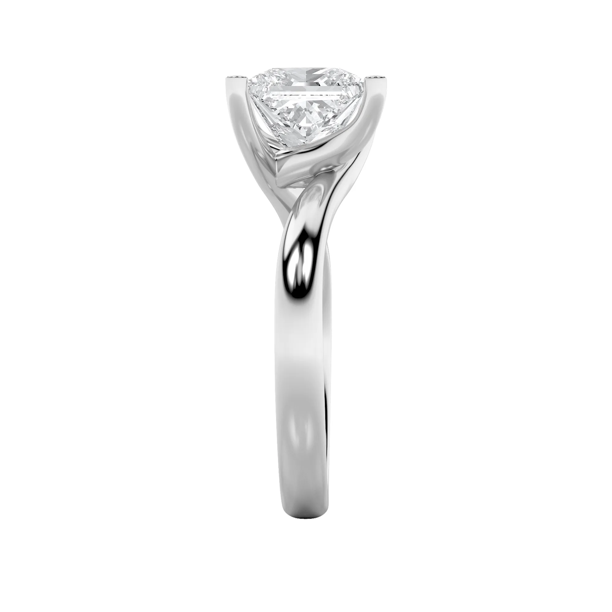 Miel de Estrella lab grown diamond ring, detail of the princess diamond