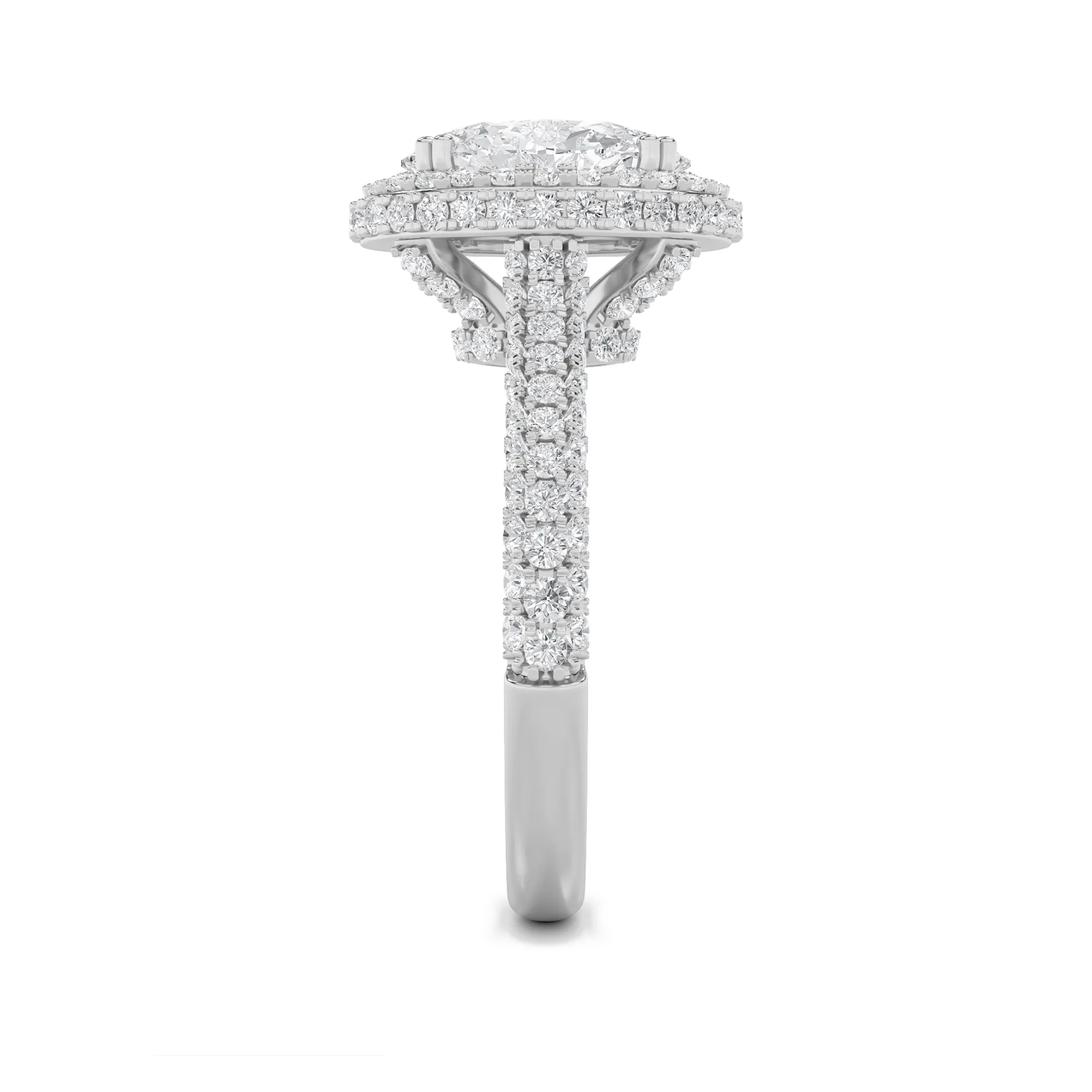 Umbral Eterno lab grown diamond ring, detail of the oval diamond
