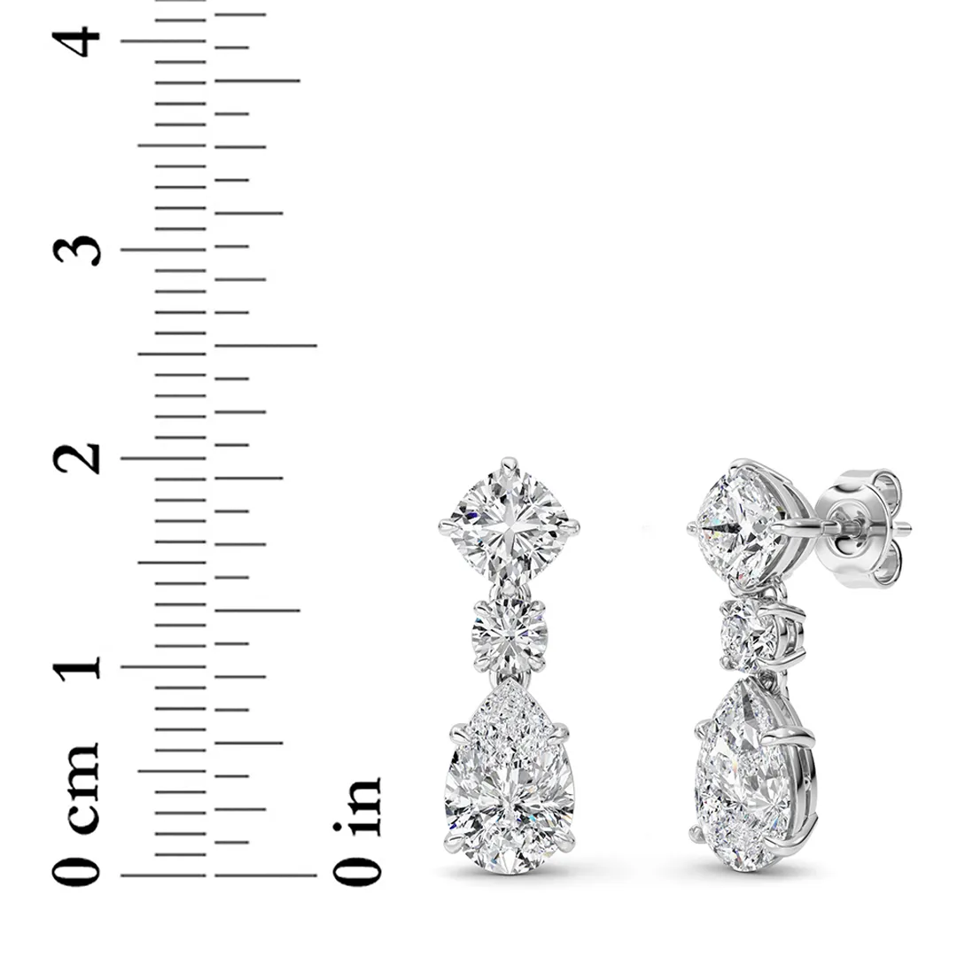 Ola Primera lab grown diamond earrings, detail of the pear diamond
