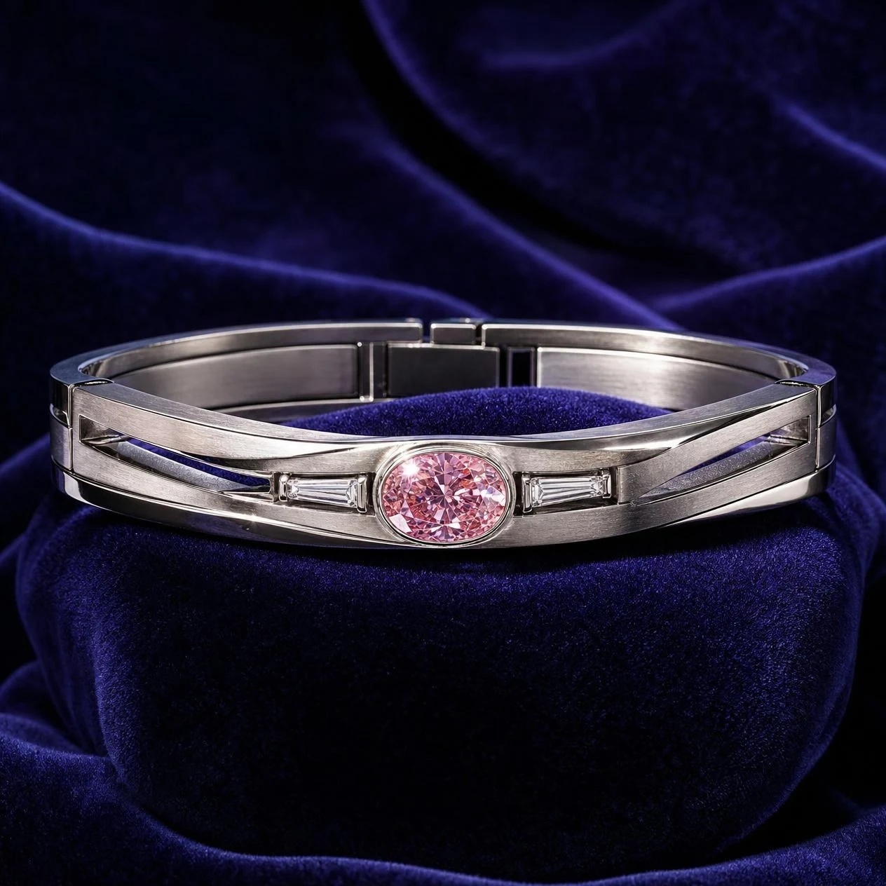 Monarca Sovrano — made to order by 2N Master Artisans
