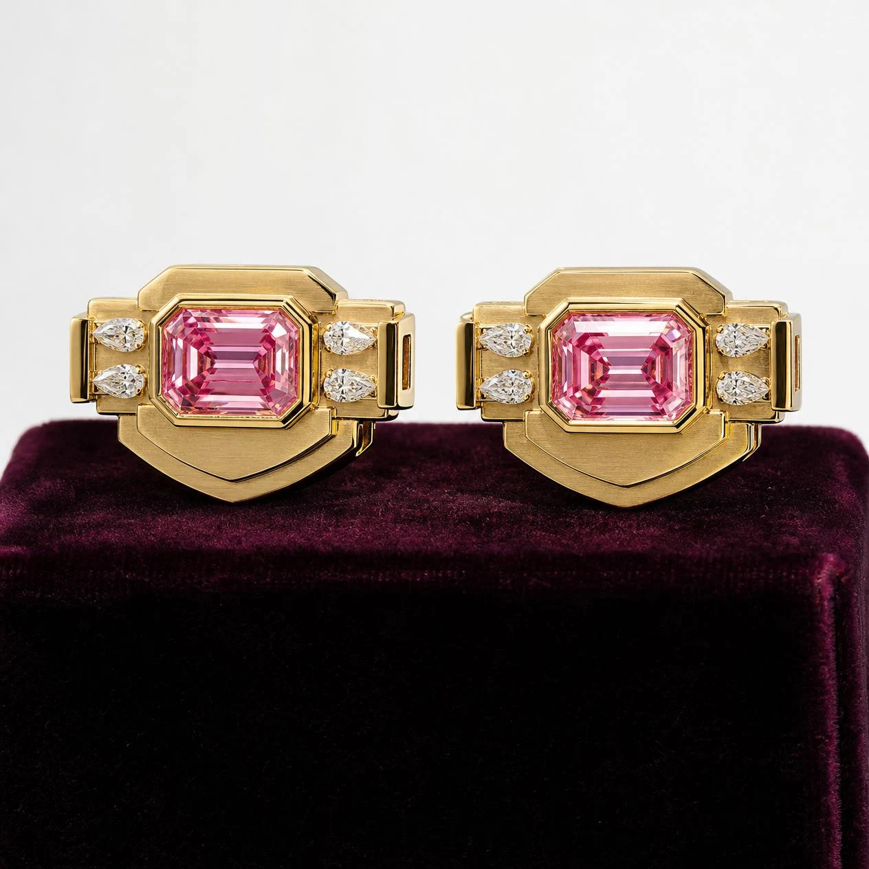 Navigatore di Venezia, 4.32 ct tw emerald lab grown diamond men’s earrings in 18K yellow gold (front view)