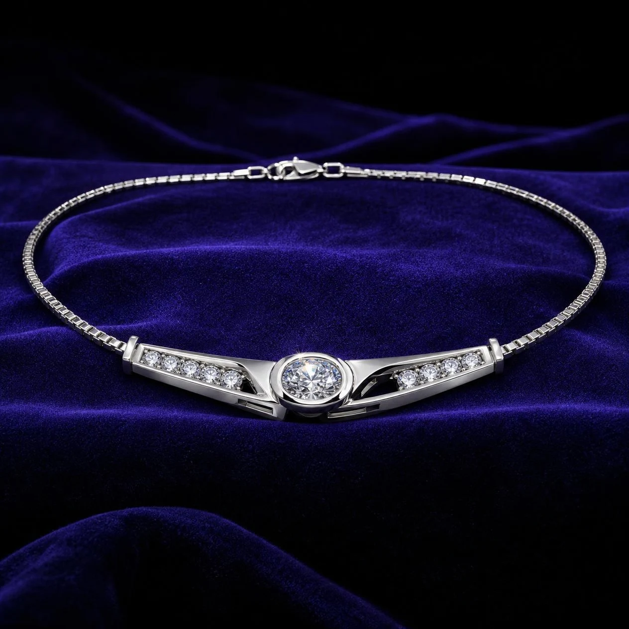 Duca Reale, 1.9 ct tw oval lab grown diamond men’s necklace in 18K white gold (front view)
