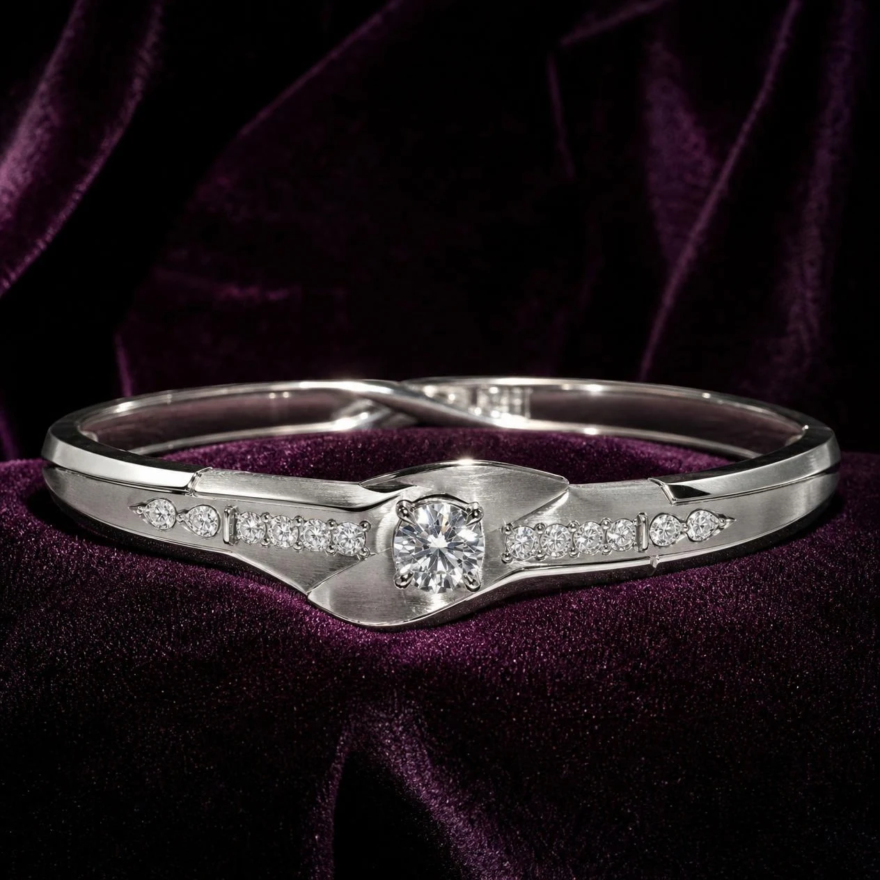 Lumière Royale — made to order by 2N Master Artisans