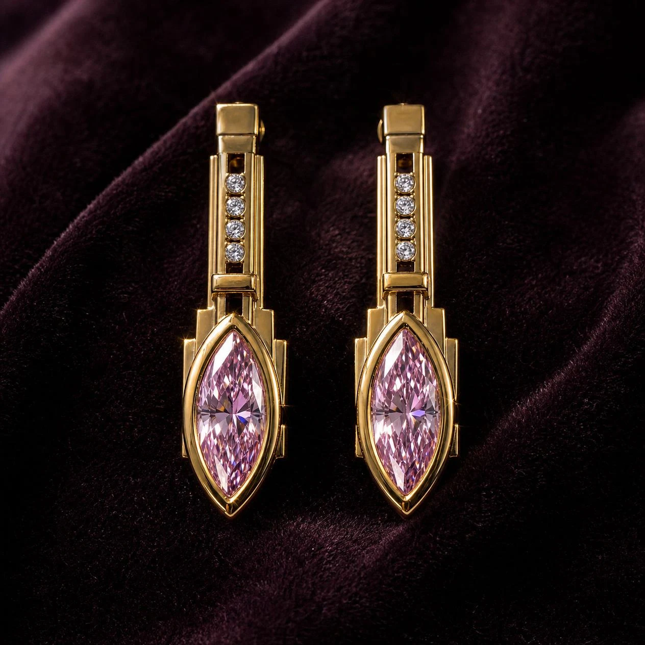 Ninfea di Primavera, 6 ct tw marquise lab grown diamond earrings in 18K yellow gold (front view)