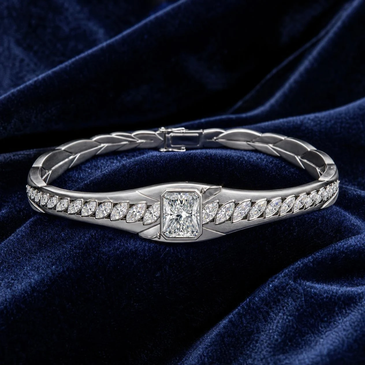 Vela Fiorita — made to order by 2N Master Artisans