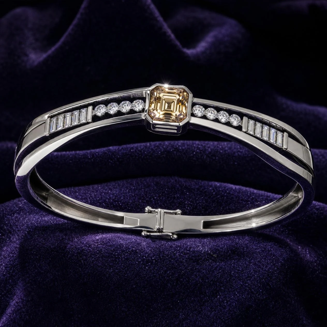 Vela di Luna — made to order by 2N Master Artisans