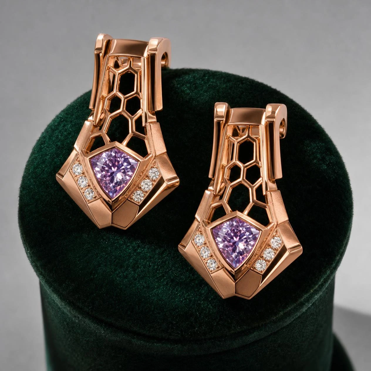 Rêve Viva, 2.7 ct tw trillion lab grown diamond earrings in rose gold (front view)
