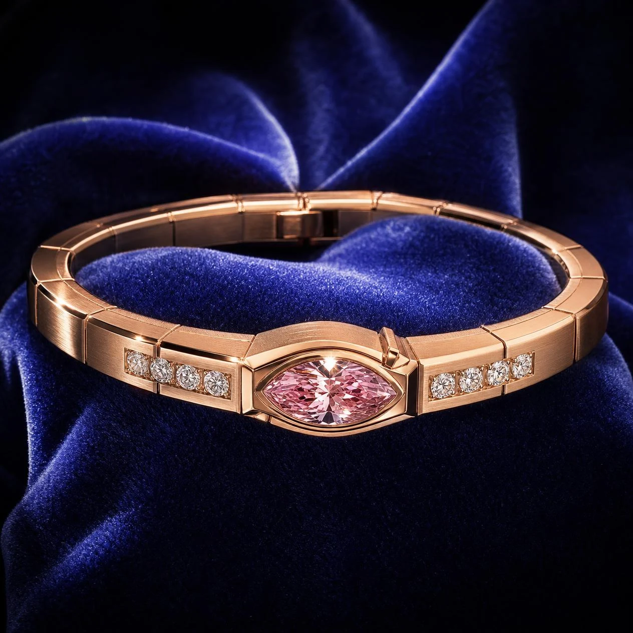 Conte Audace, 1.42 ct tw marquise lab grown diamond men’s bracelet in rose gold (front view)