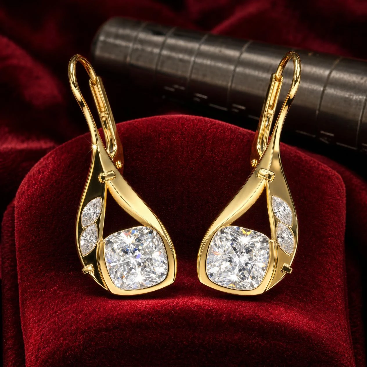 Aurora Radiosa, 4.6 ct tw cushion lab grown diamond earrings in 18K yellow gold (front view)