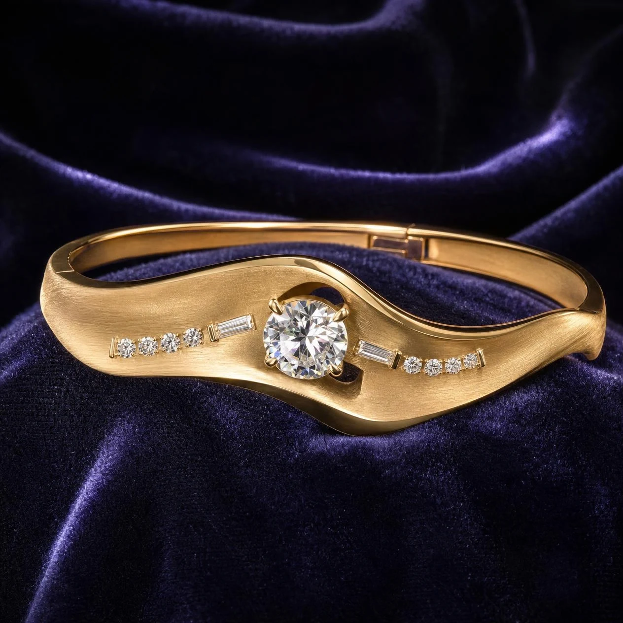 Fiamma Voilée — made to order by 2N Master Artisans