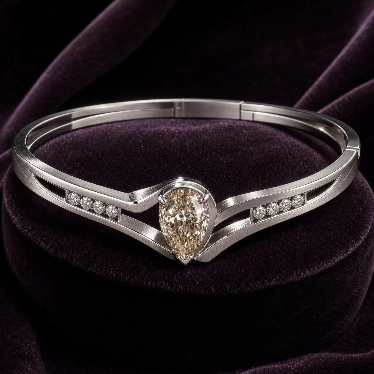 Dalia Dorée — made to order by 2N Master Artisans