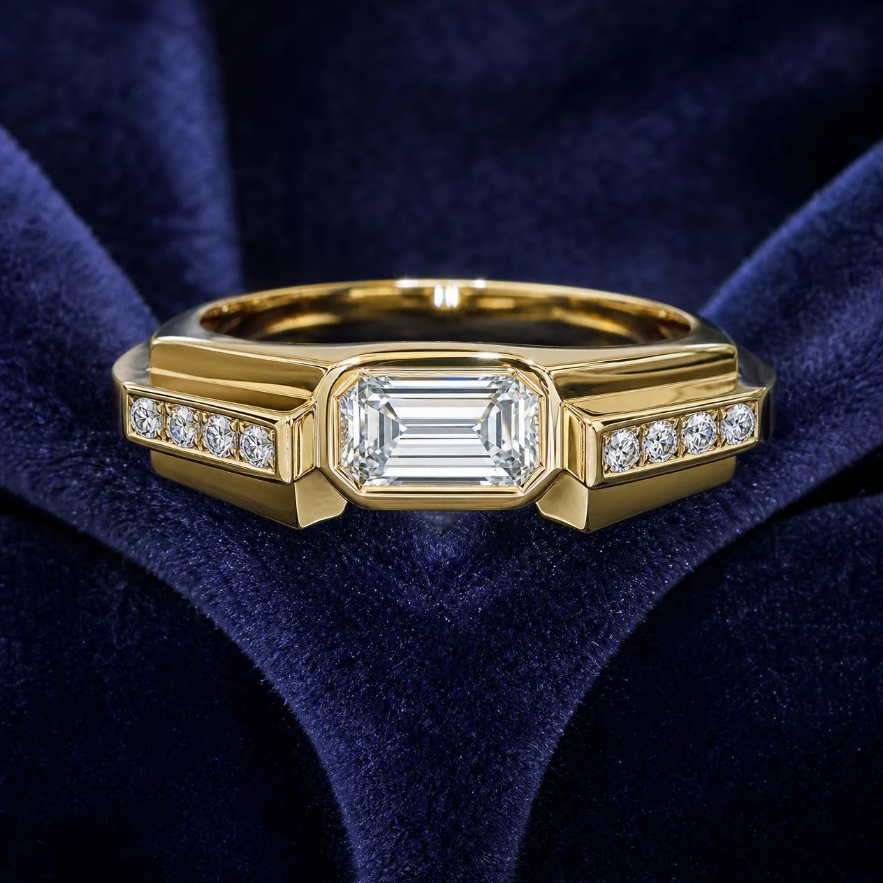 Levante Audace, 2.4 ct tw baguette lab grown diamond men’s ring in 18K yellow gold (front view)