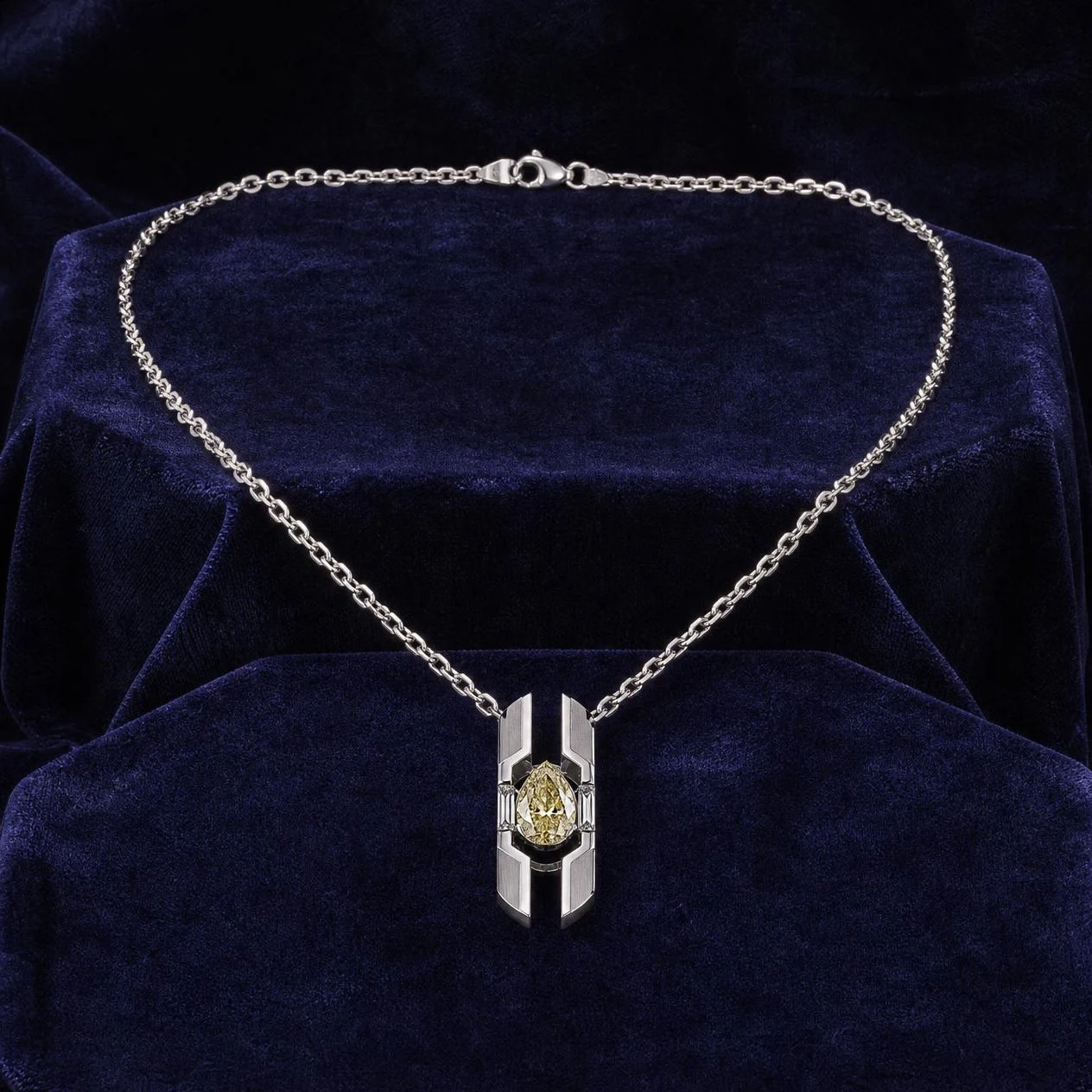 Monarca d'Acciaio — made to order by 2N Master Artisans