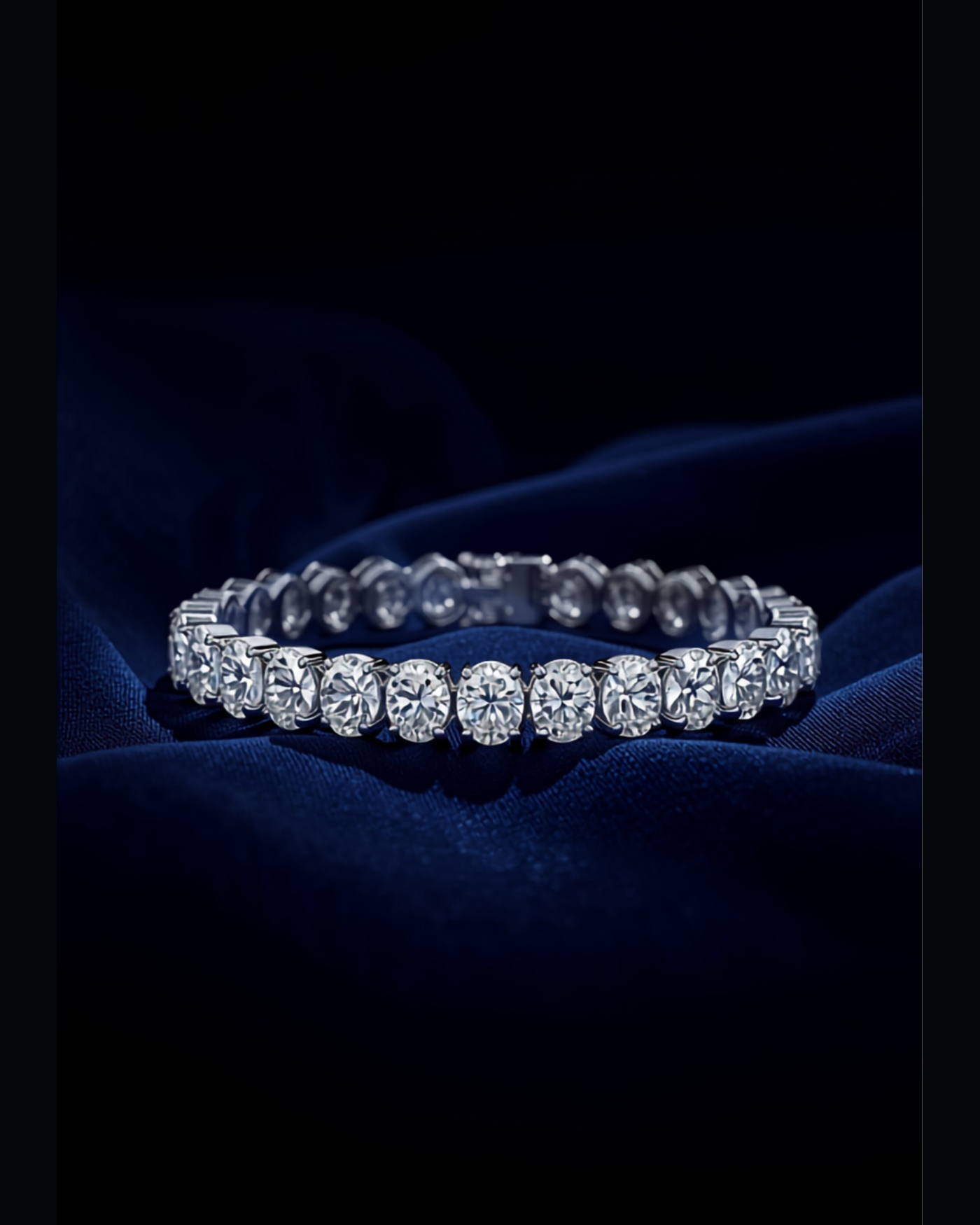 Cuore Antico — 2N Master-Artisan recreation, shown in clear diamond and fancy colour