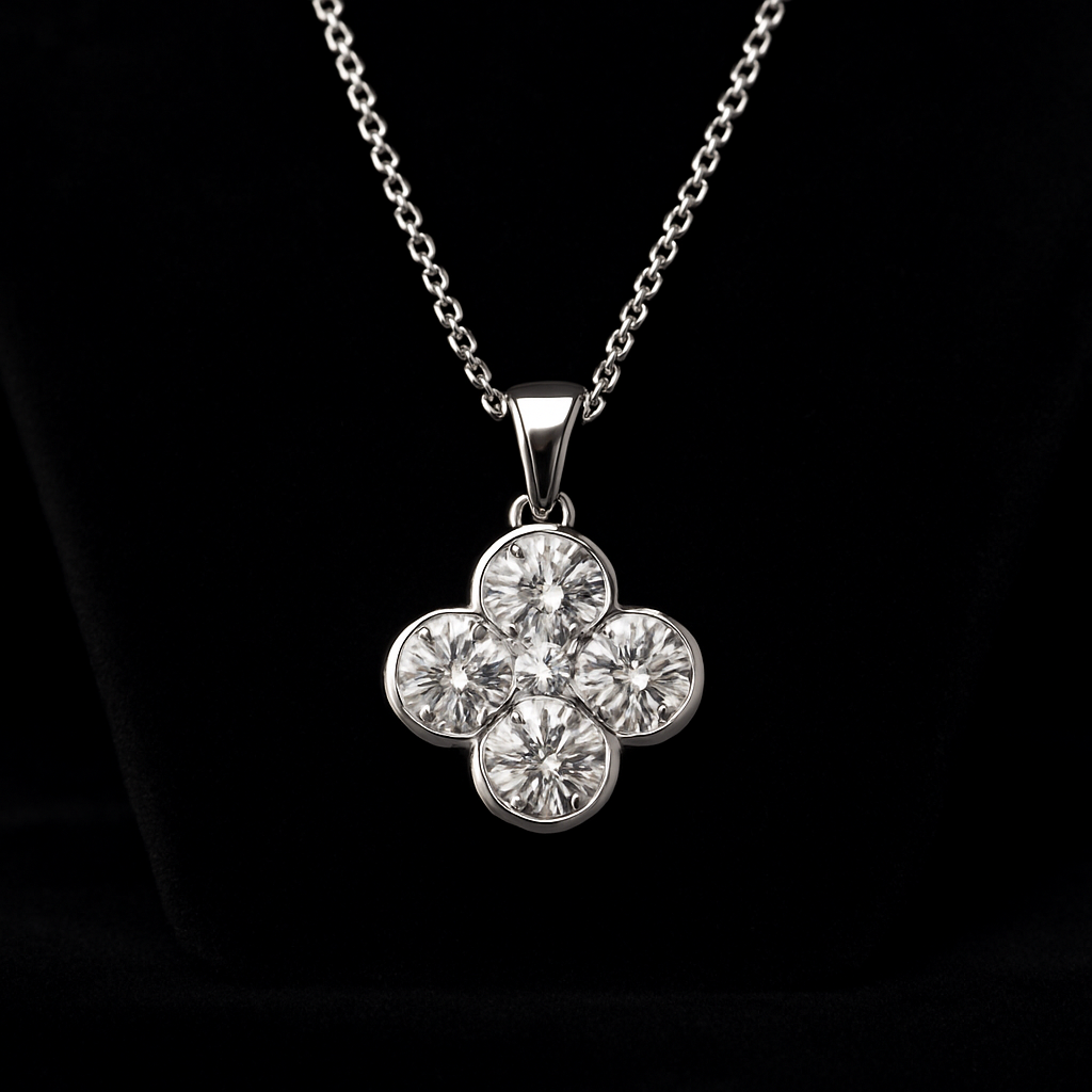 Aurora Senza Fine — 2N Master-Artisan recreation, shown in clear diamond and fancy colour