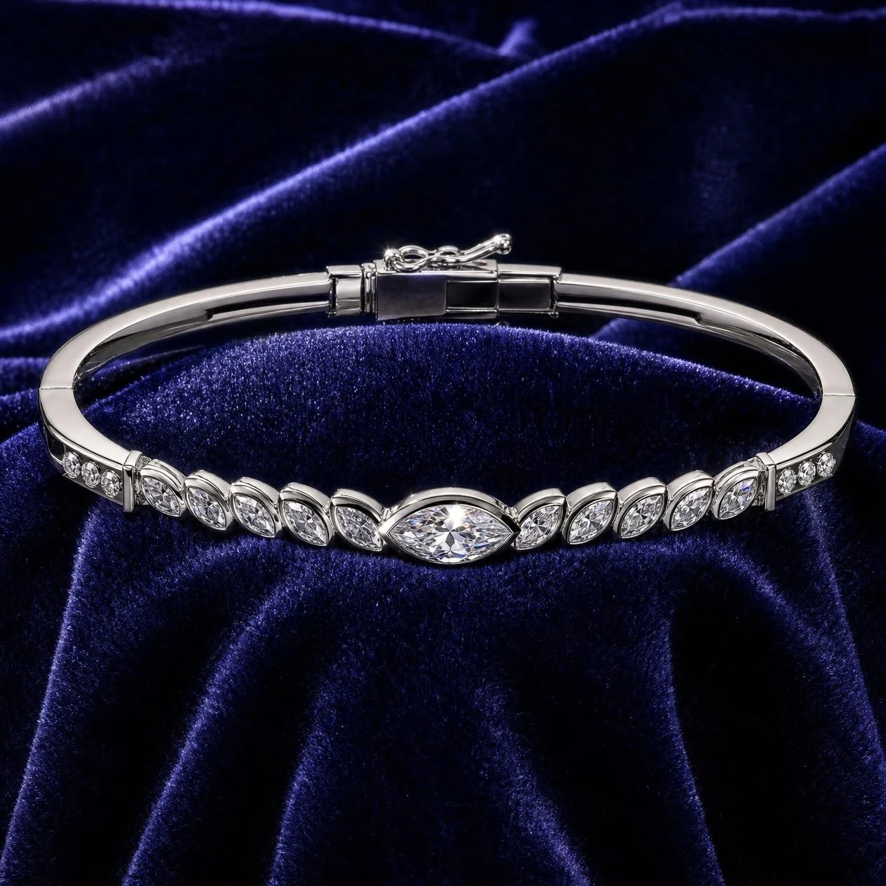 Eterna Lumineuse — bench-made by 2N Master Artisans